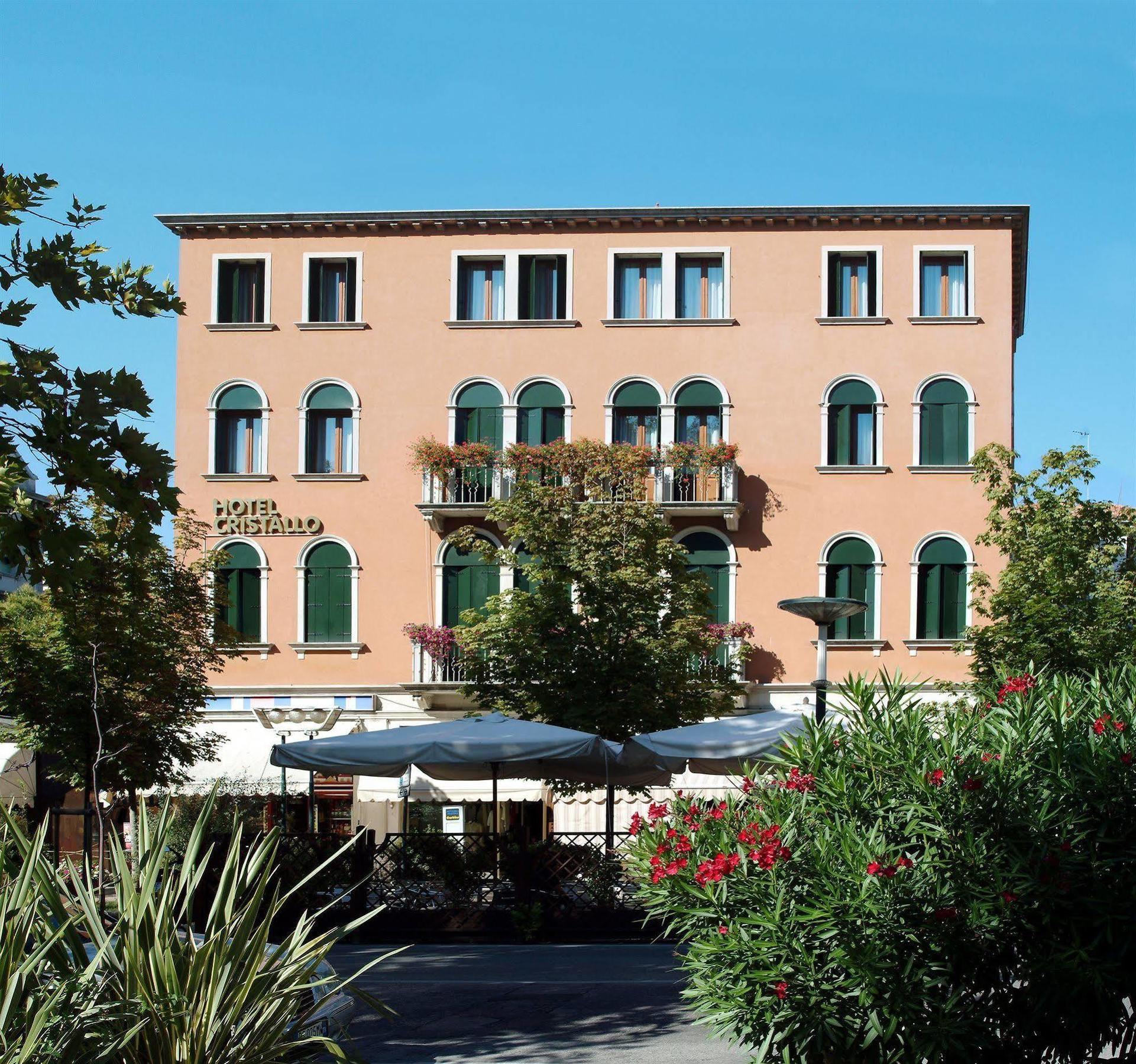 Hotel Cristallo Lido di Venezia Exterior photo