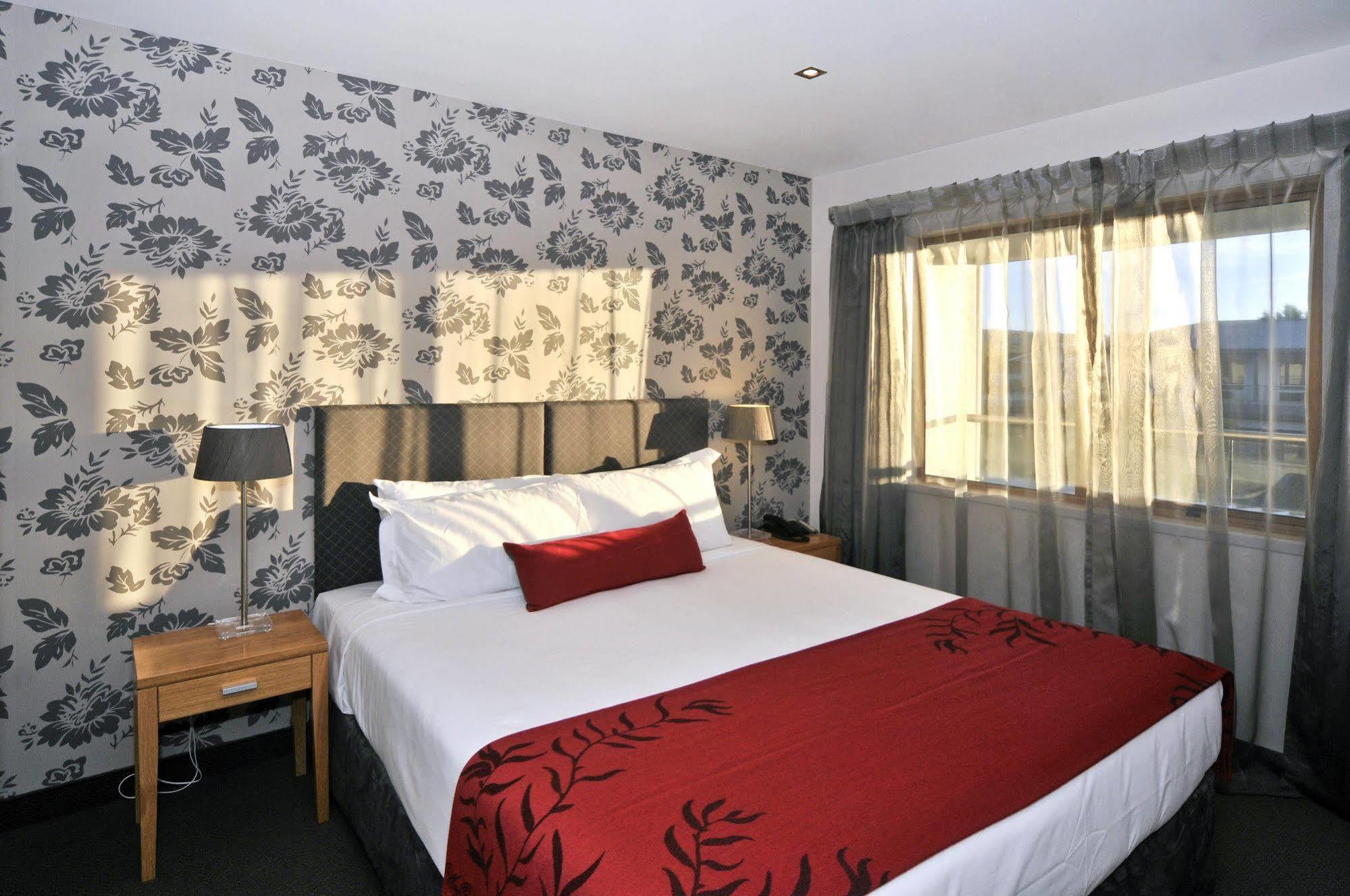 Wai Ora Lakeside Spa Resort Rotorua Room photo
