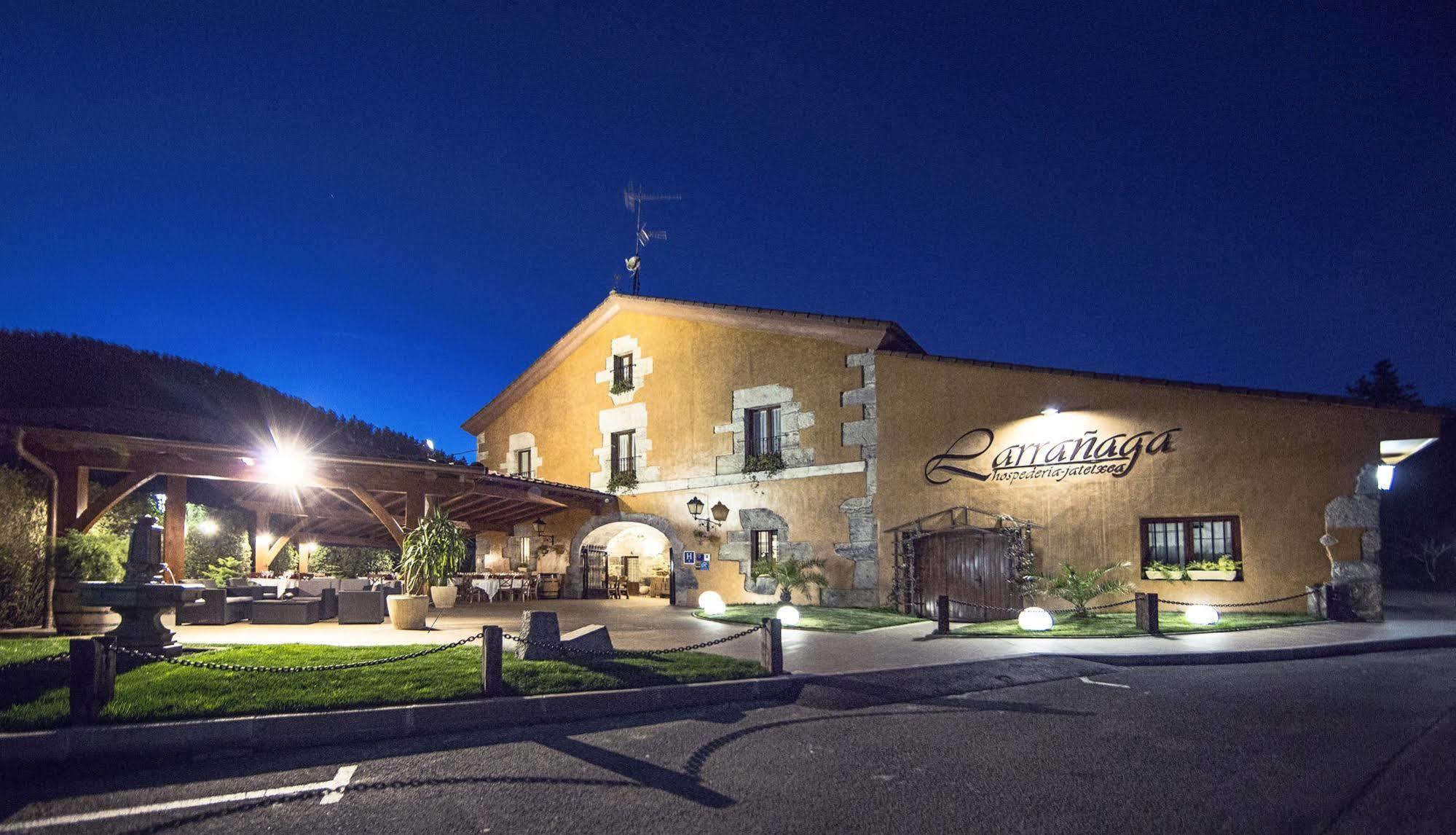 Hotel Larranaga Azpeitia Exterior photo