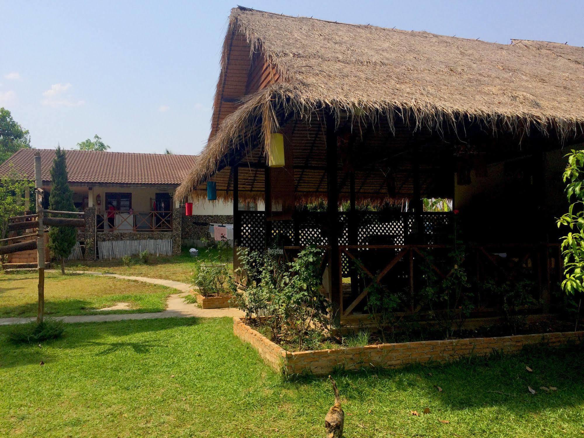 The Countryside Pai Hotel Exterior photo