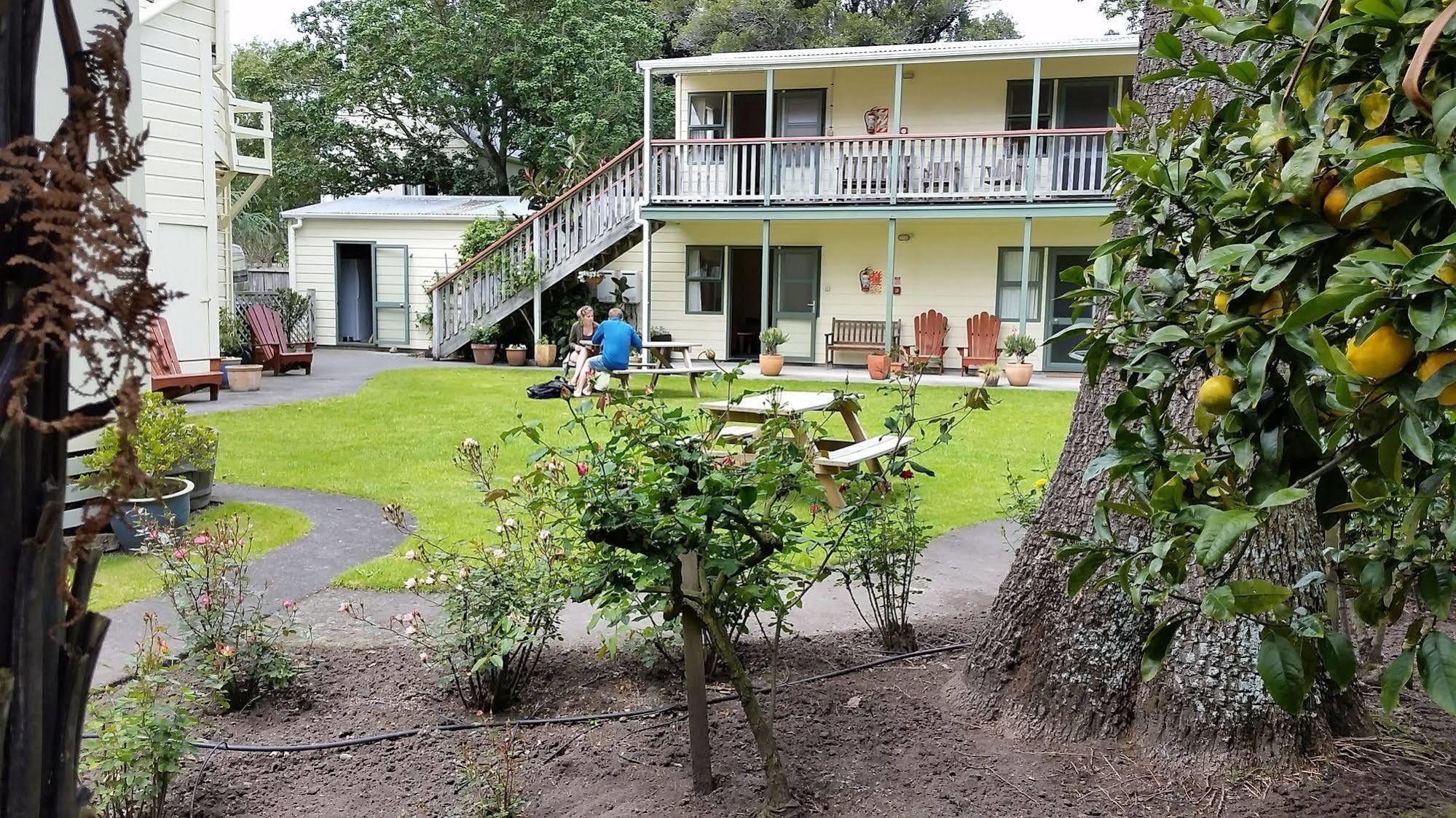 Tamara Riverside Lodge Whanganui Exterior photo