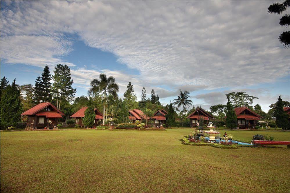 Citra Cikopo Hotel & Family Cottages Puncak Exterior photo