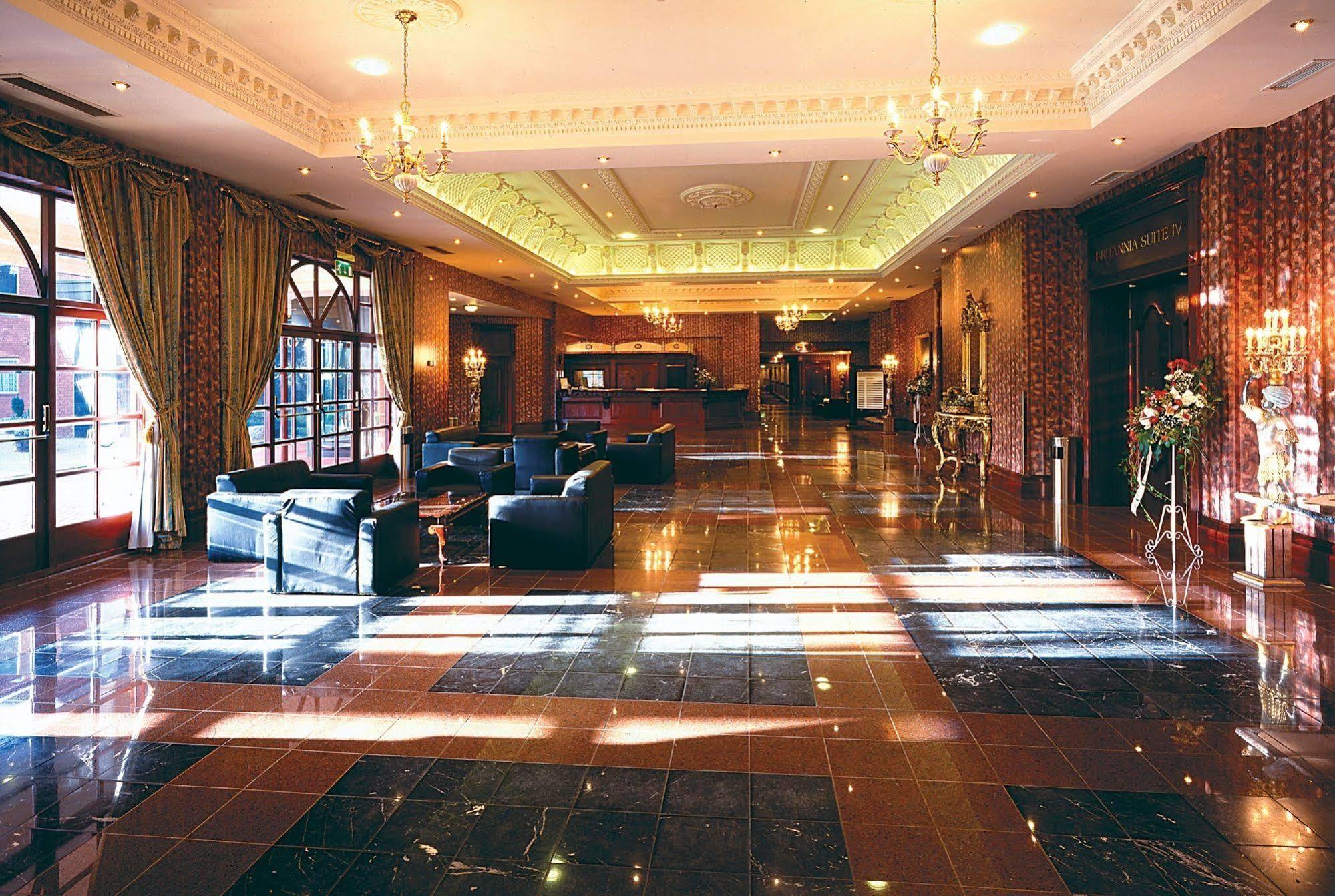 Royal Court Hotel & Spa Coventry Interior photo