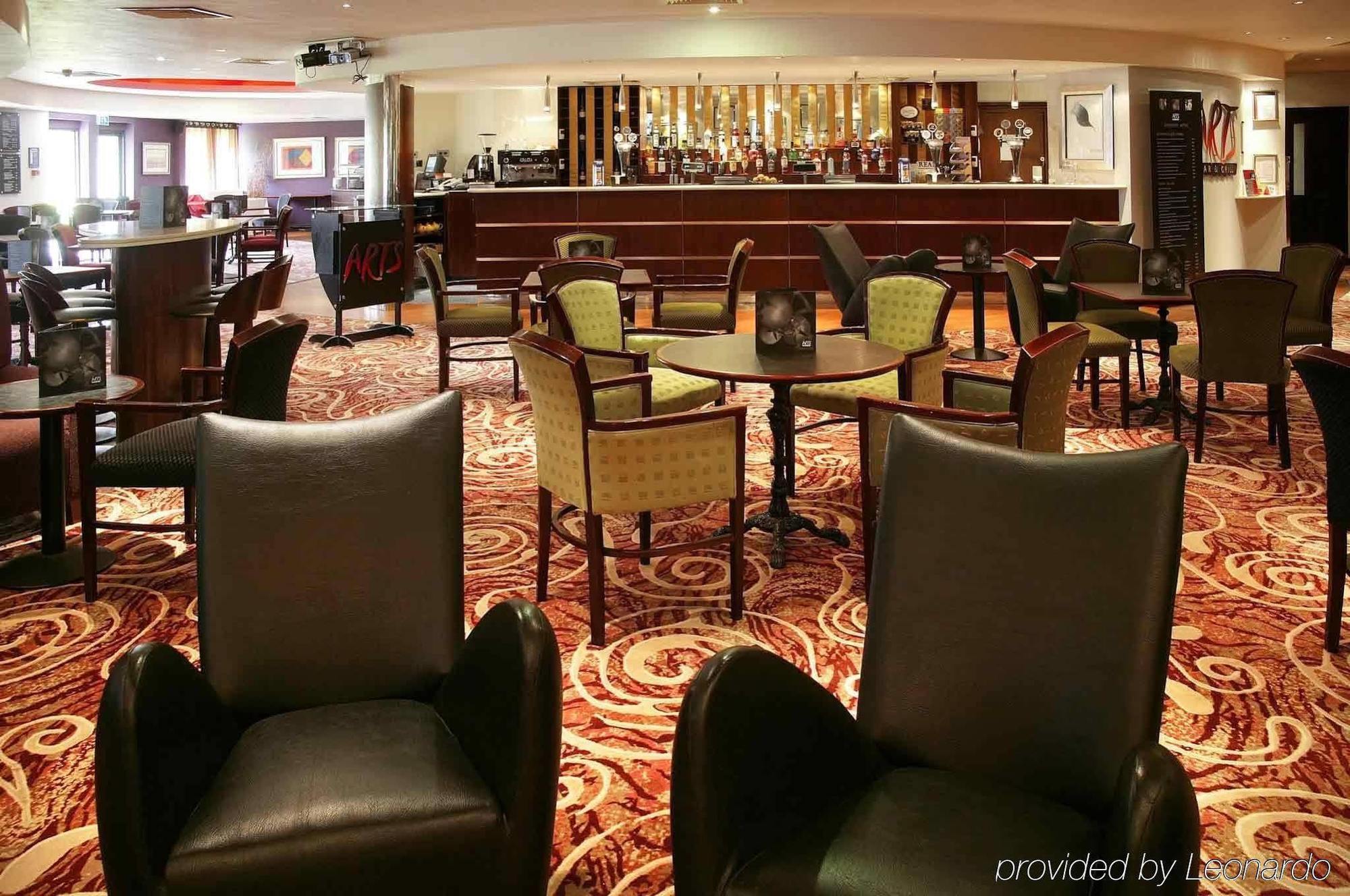 Mercure Livingston Hotel Restaurant photo