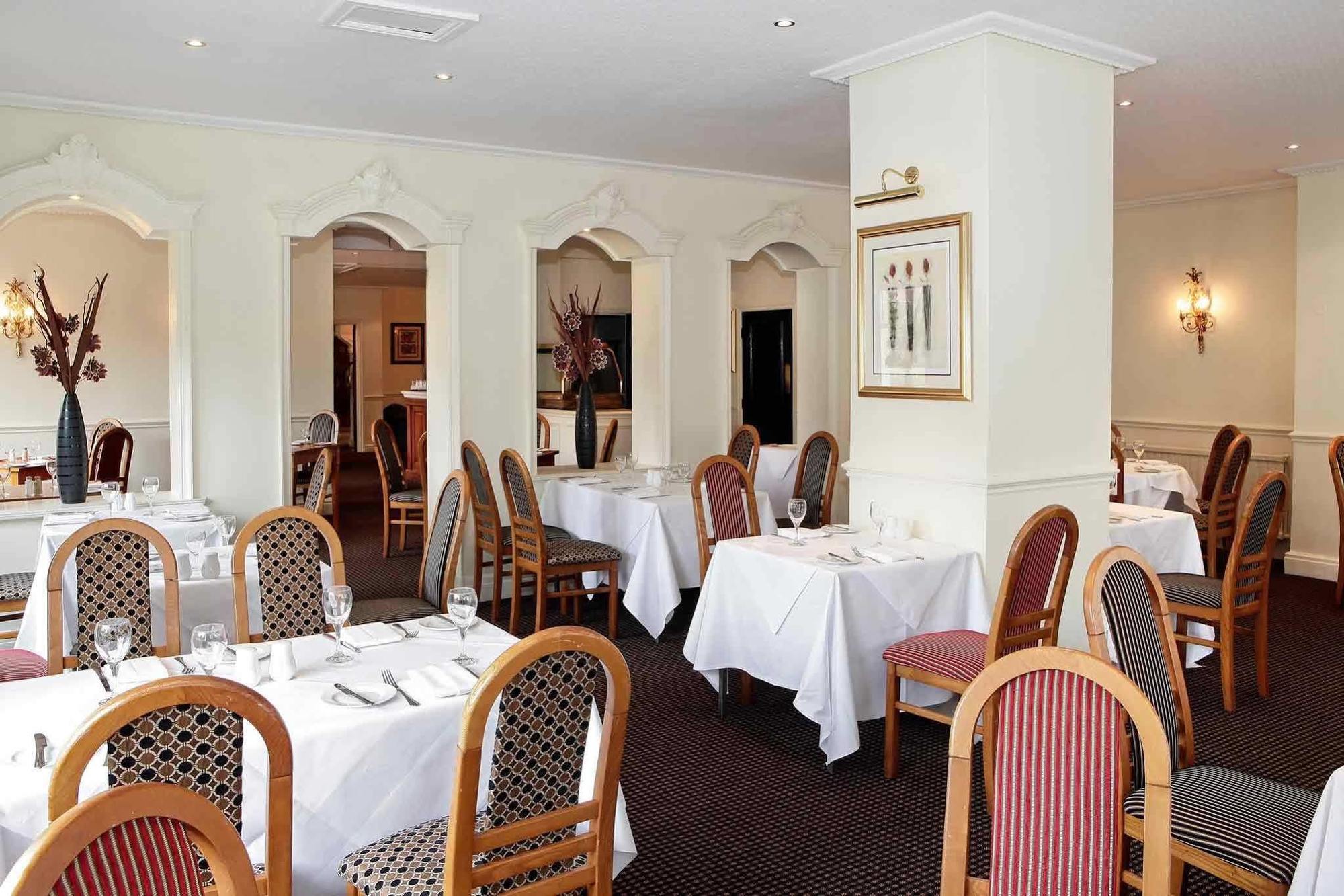 Mercure Altrincham Bowdon Hotel Ringway Restaurant photo