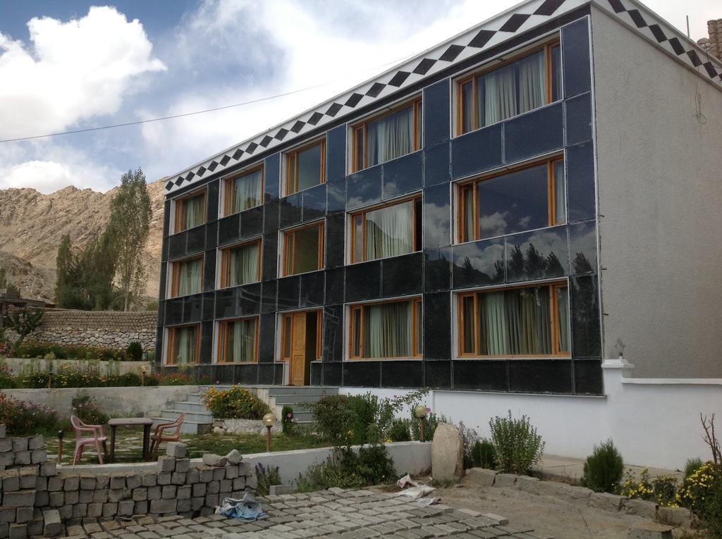 Hotel Panorama Leh Exterior photo