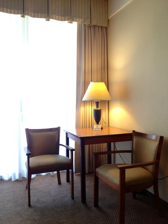 Mikado Hotel Los Angeles Room photo