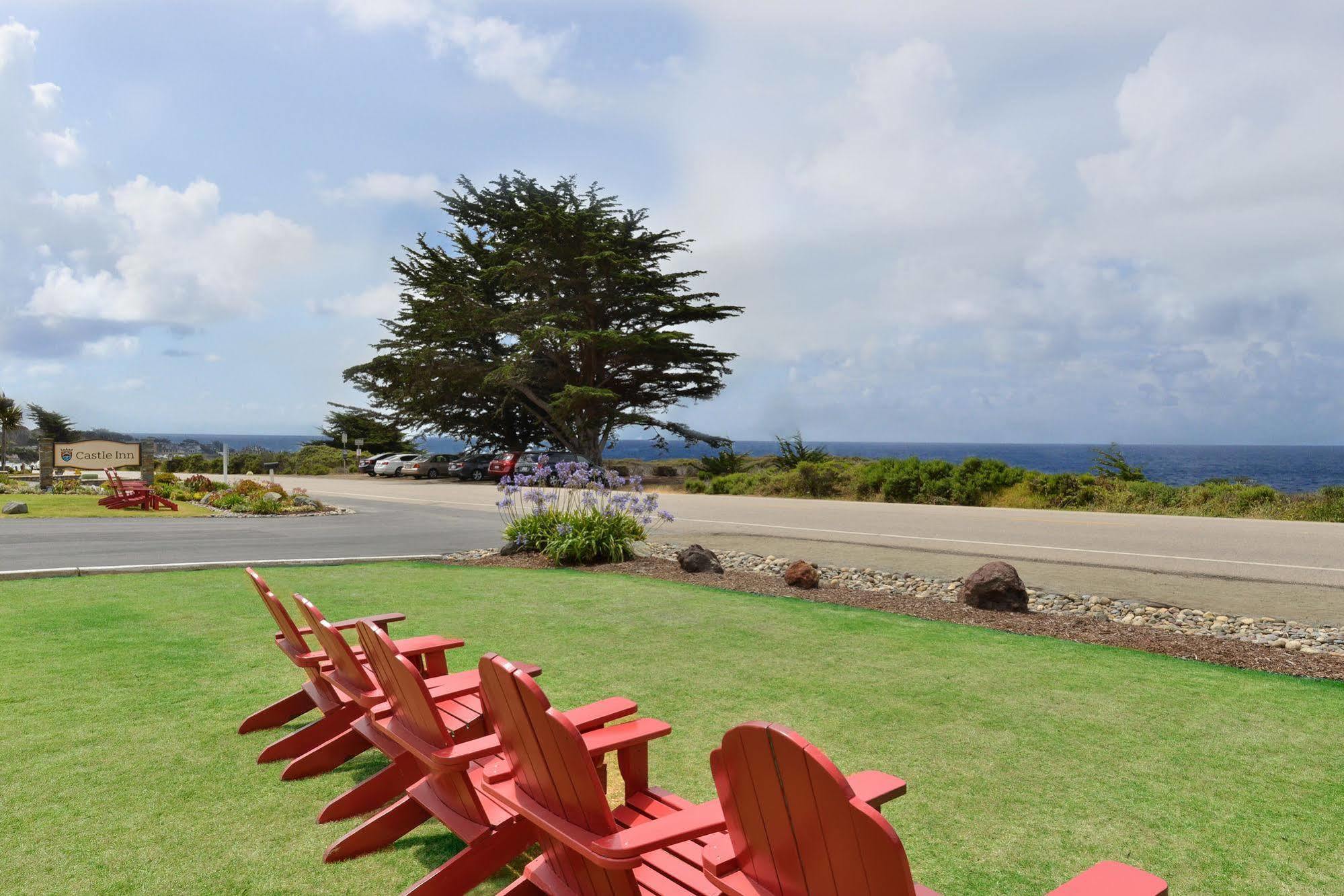 Castle Inn Cambria Exterior photo