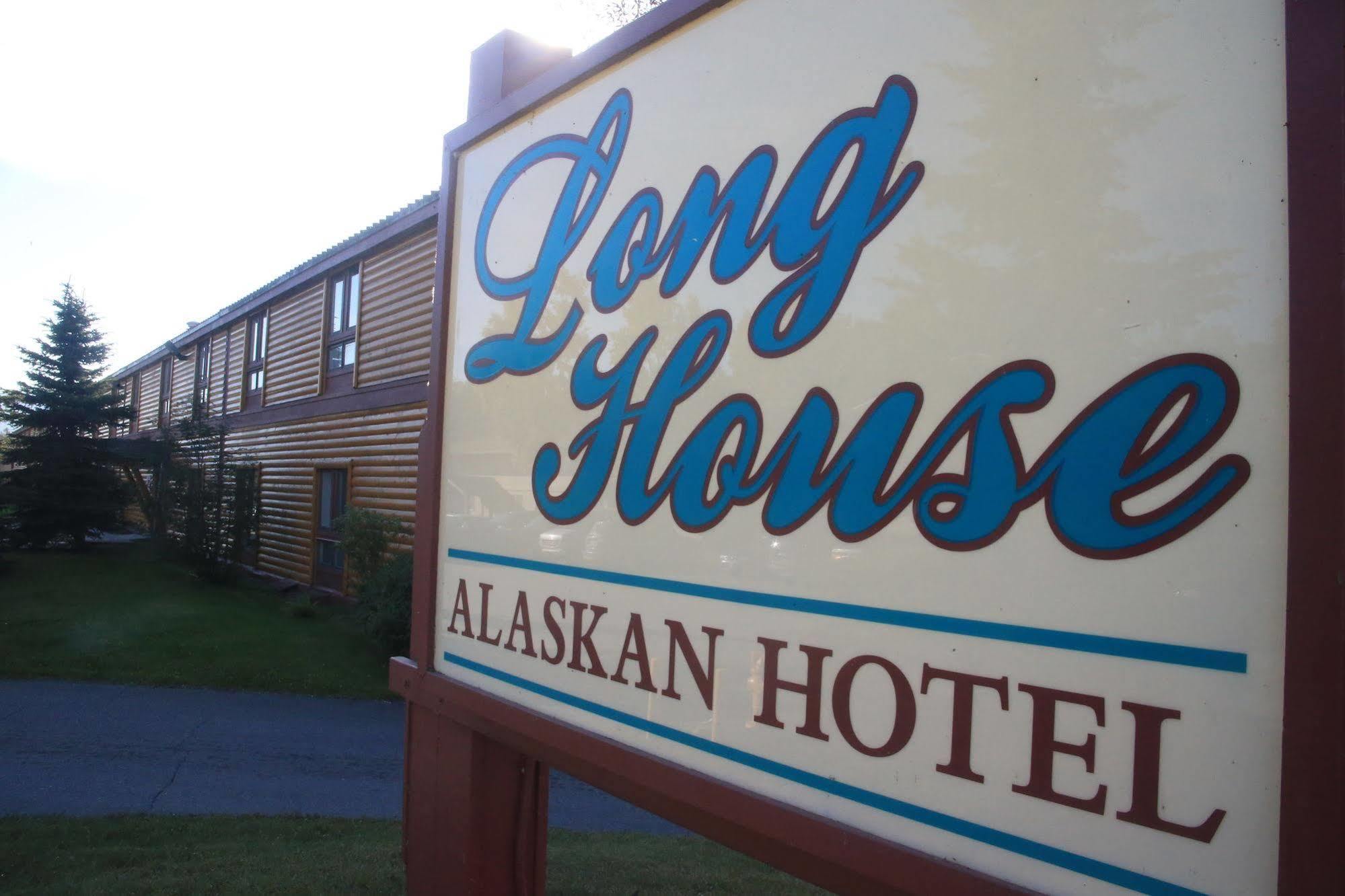 Long House Alaskan Hotel Anchorage Exterior photo