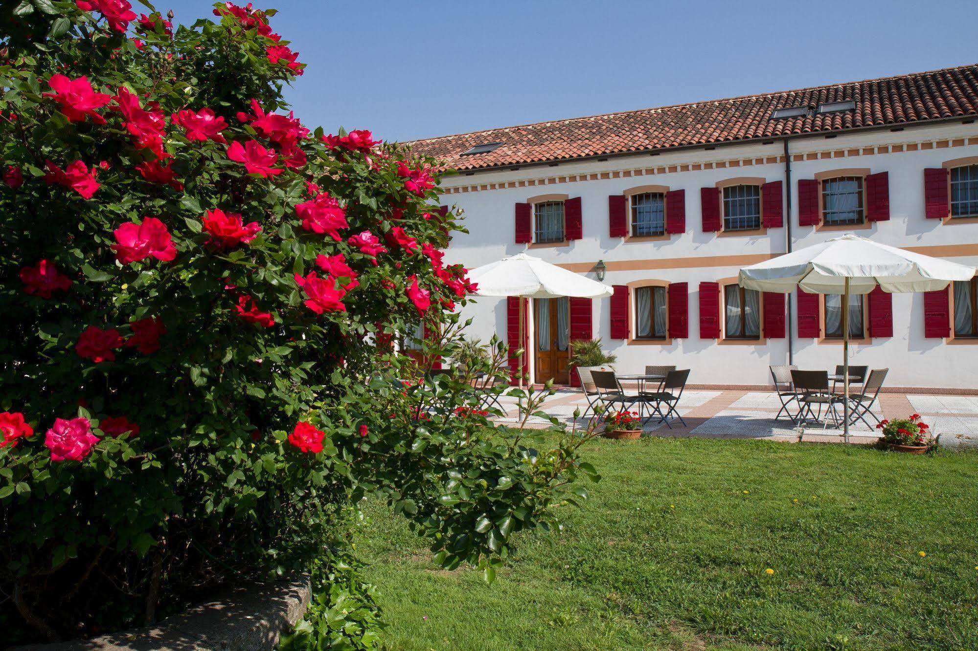 Ca' Tessera Venice Airport Exterior photo