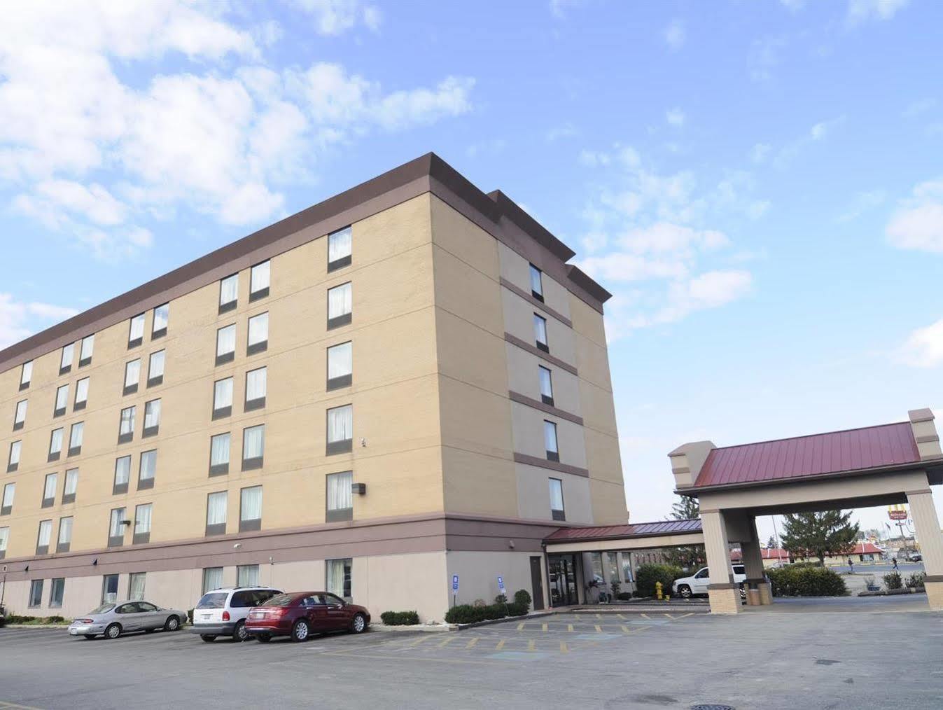 Days Inn By Wyndham Calumet Park Exterior photo