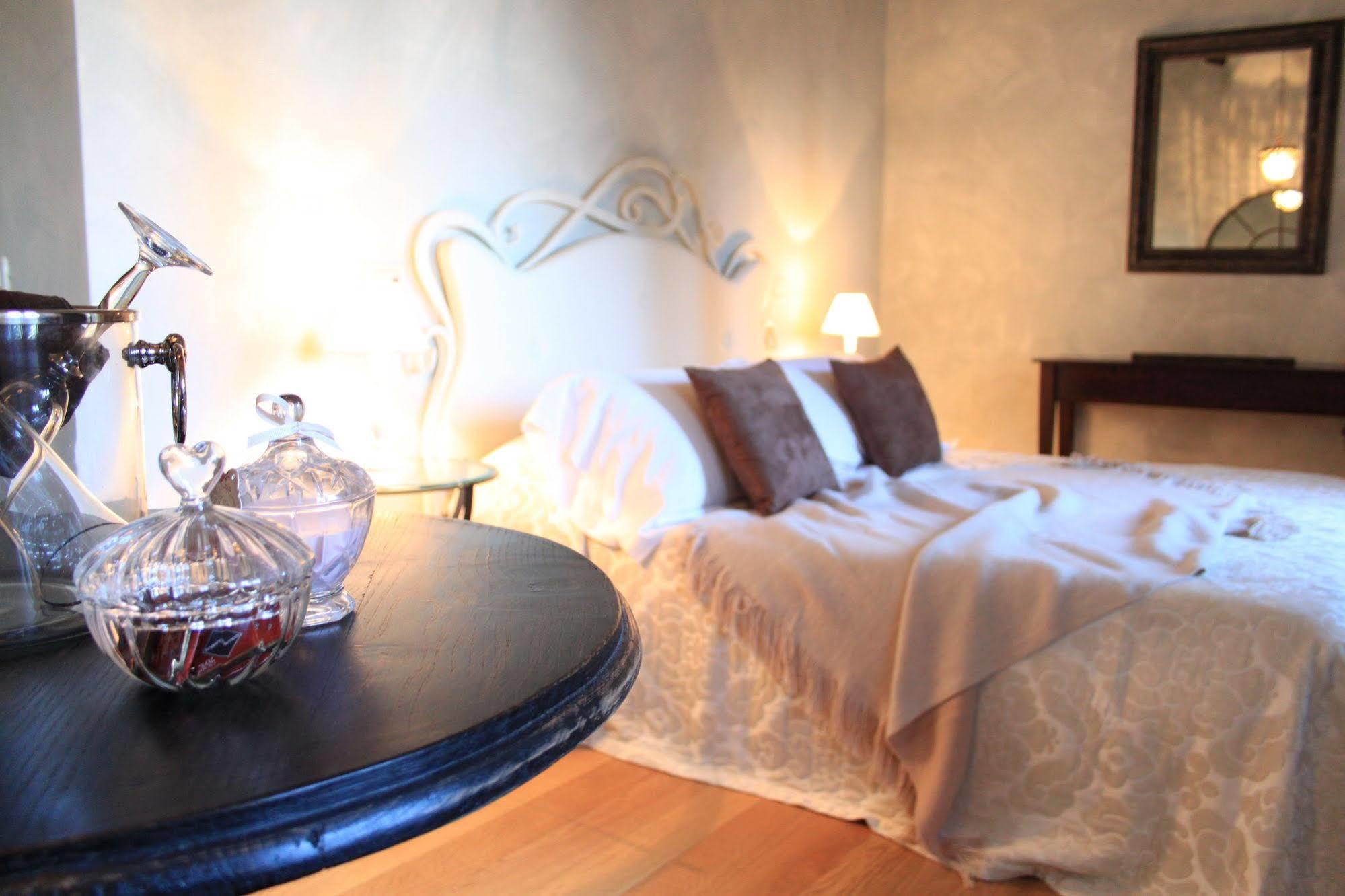 Il Casale Dell'Arte - Le Case Antiche Bed & Breakfast Verucchio Exterior photo