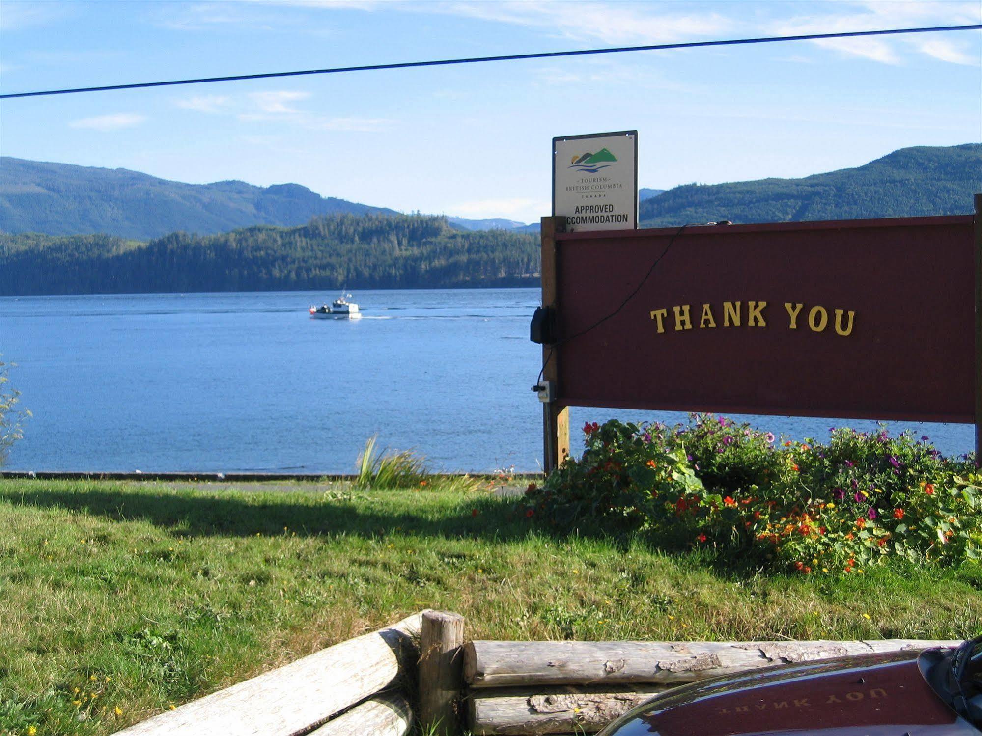 Alert Bay Lodge Exterior photo