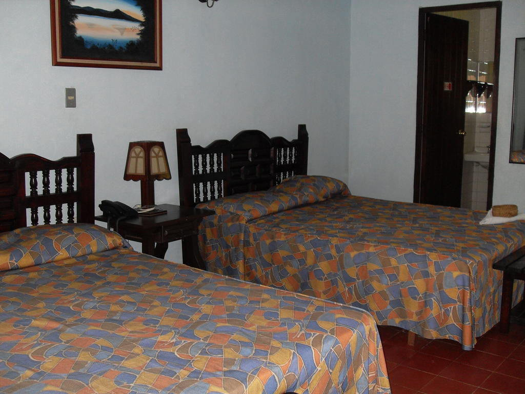 Hotel Posada Koniapan Catemaco Room photo