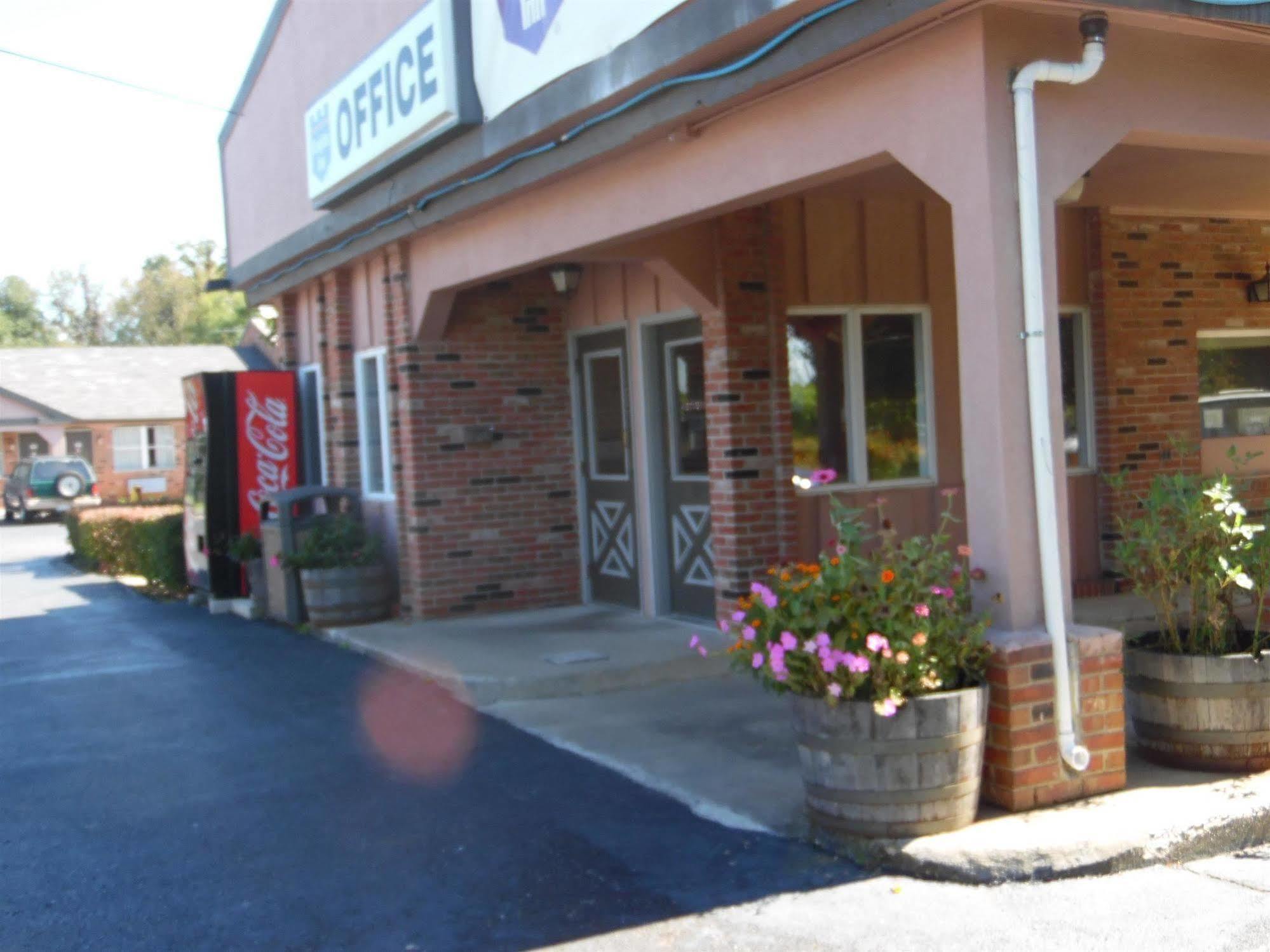 Red Roof Inn Georgetown, Ky Exterior photo