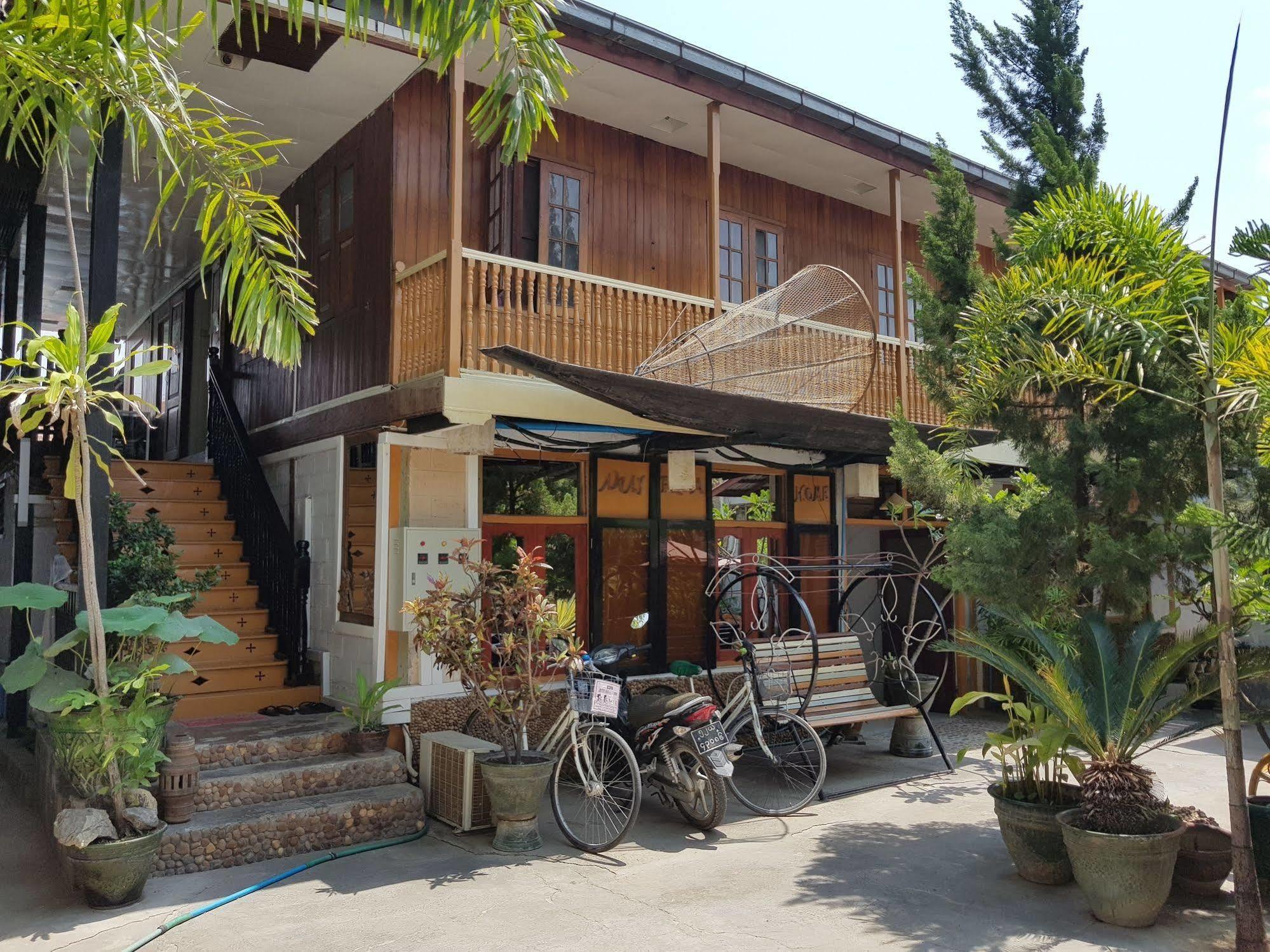 Mingalar Inn Inle Lake Exterior photo