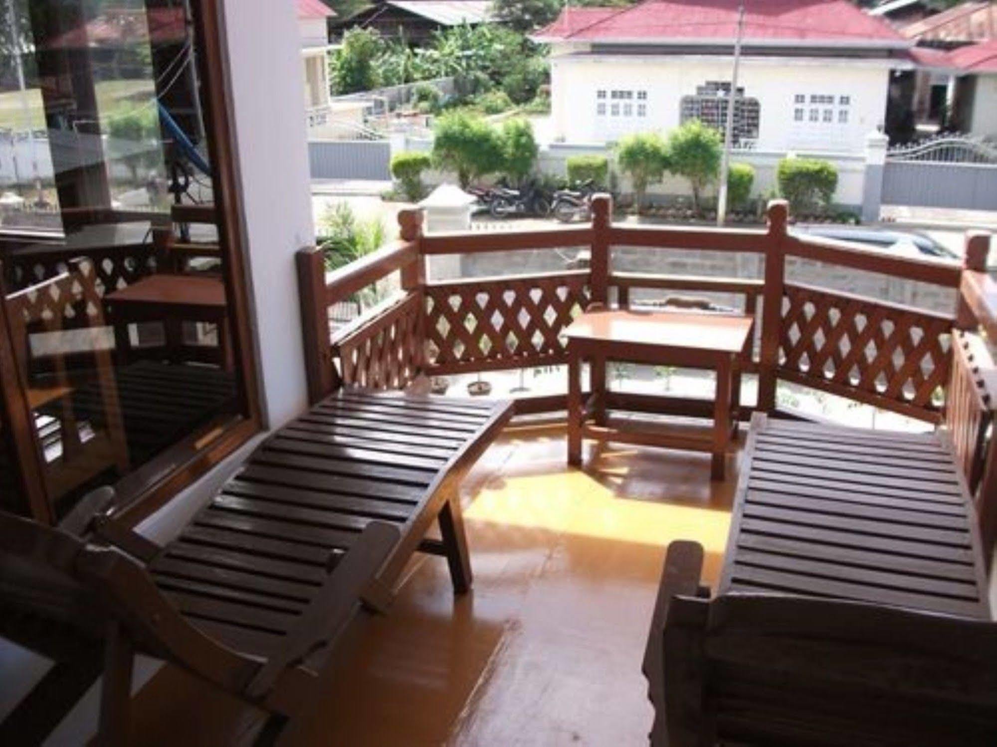 Mingalar Inn Inle Lake Exterior photo