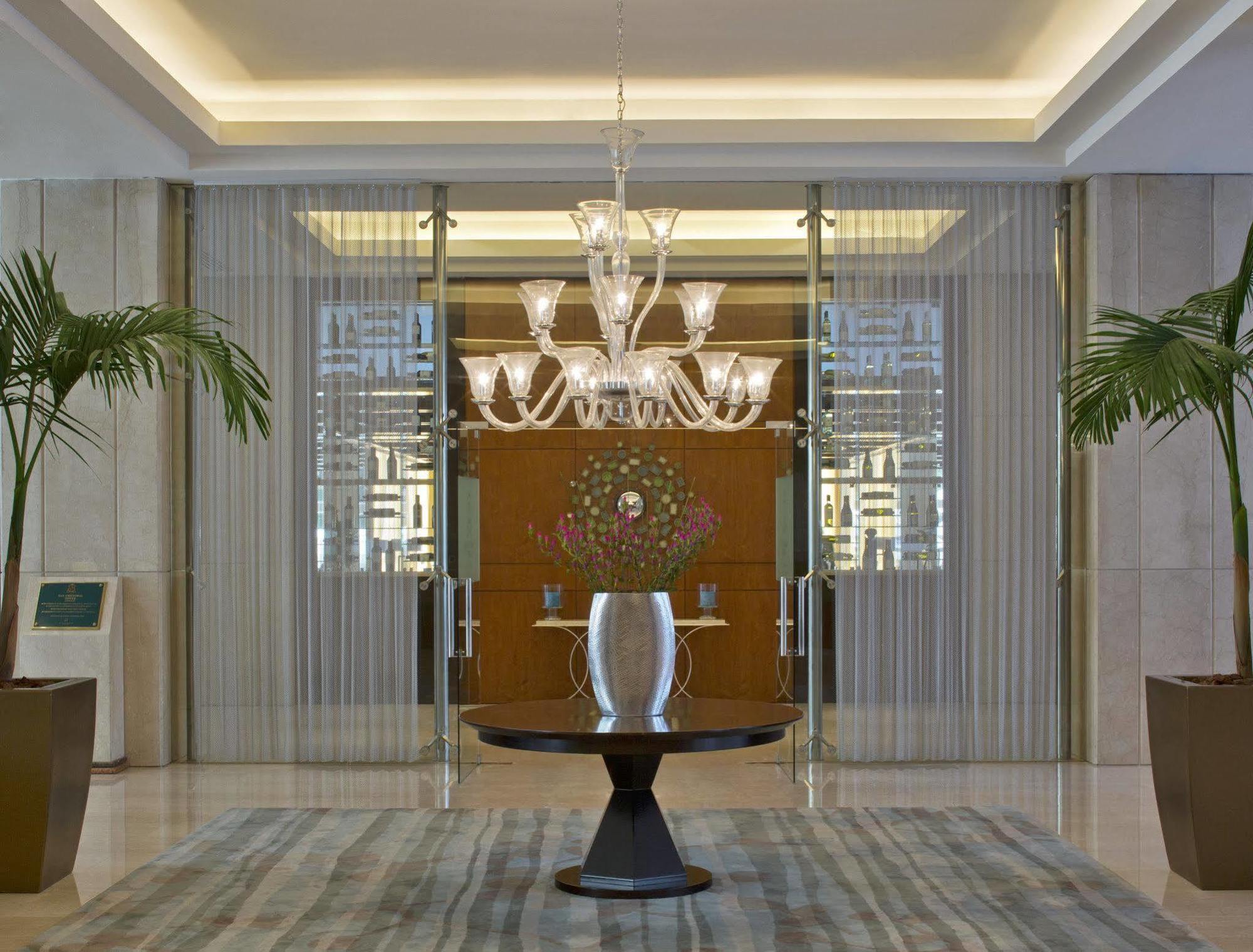 San Cristobal Tower - A Luxury Collection Hotel Santiago Interior photo