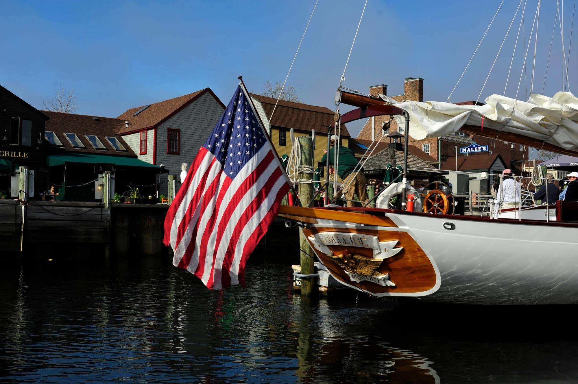 Harborside Inn Newport Exterior photo