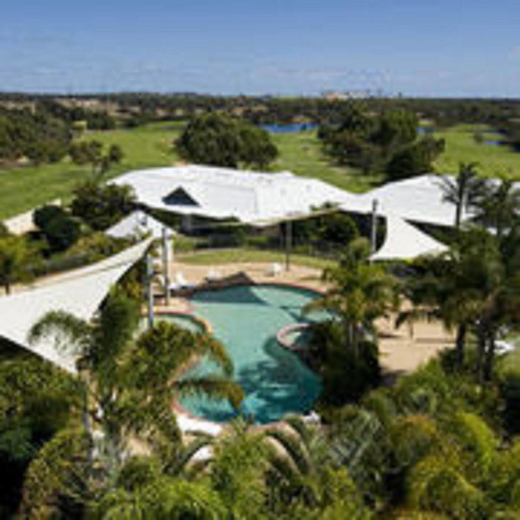 Mercure Bunbury Sanctuary Golf Resort Exterior photo