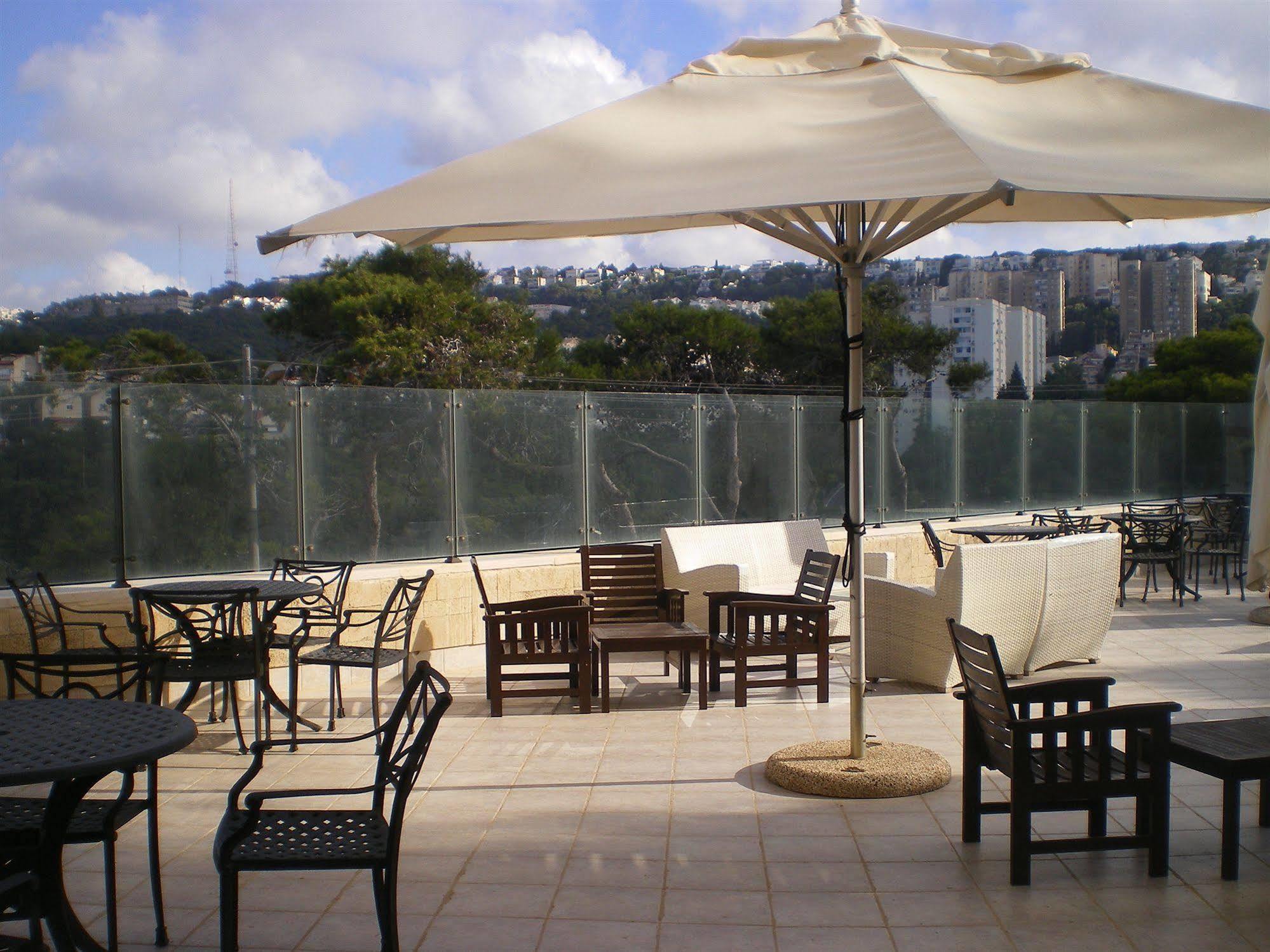 Marom Hotel Haifa Restaurant photo