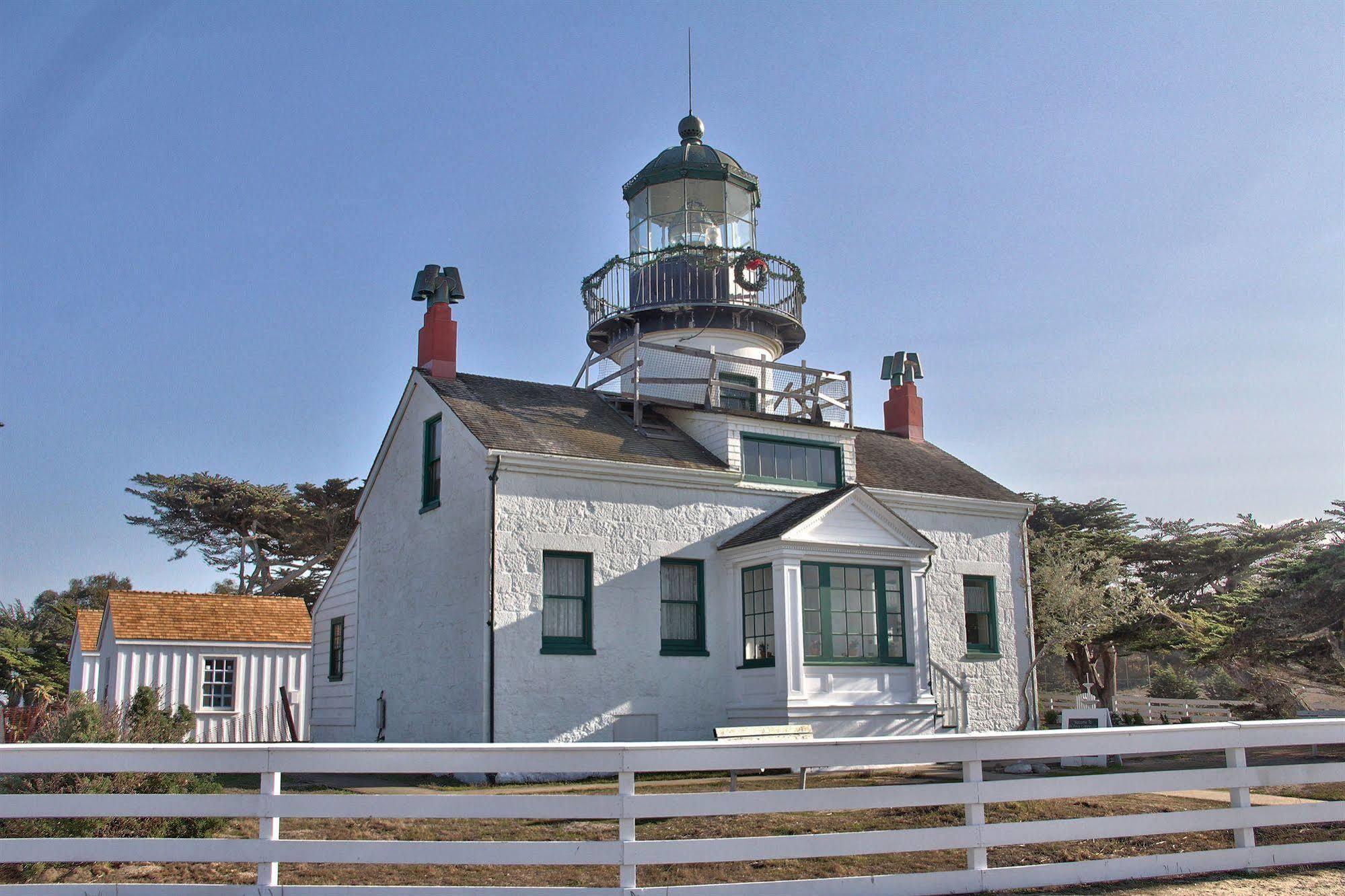 Butterfly Grove Inn Pacific Grove Exterior photo