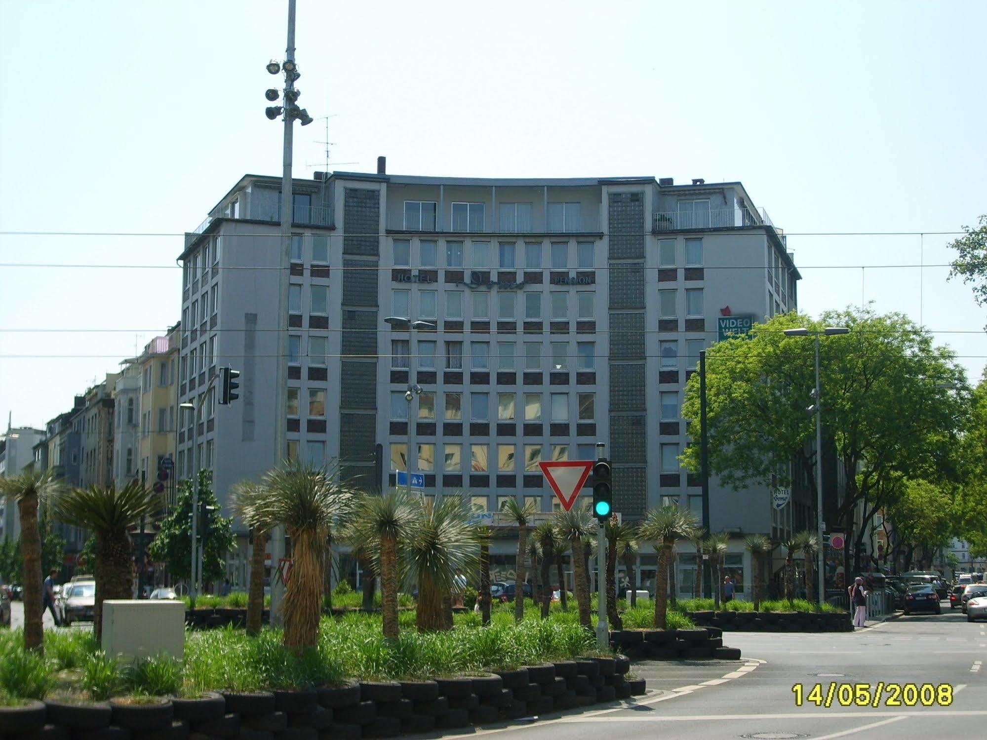 Domo Hotel Mondial Dusseldorf Exterior photo