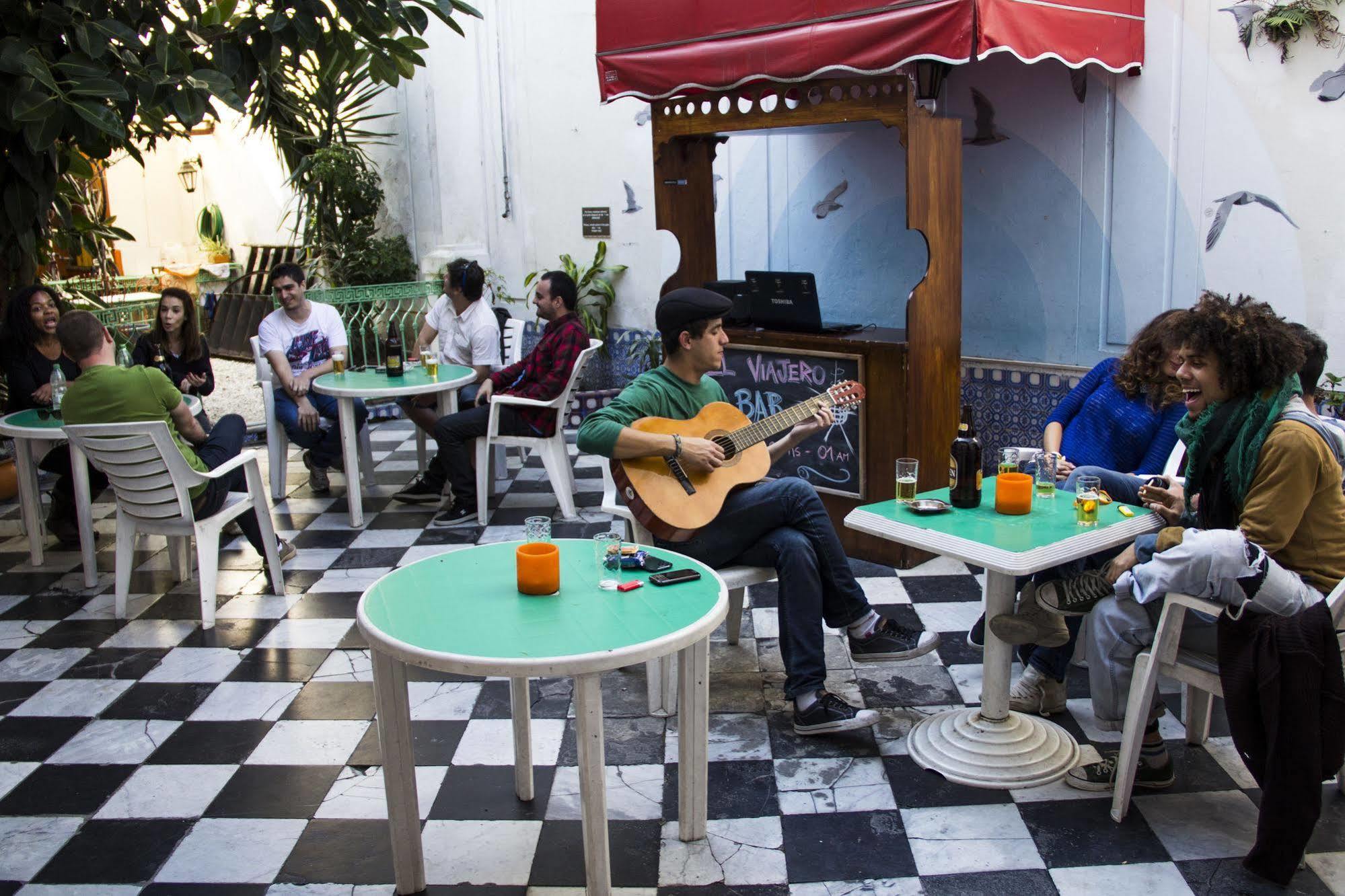 Viajero Montevideo Hostel Exterior photo