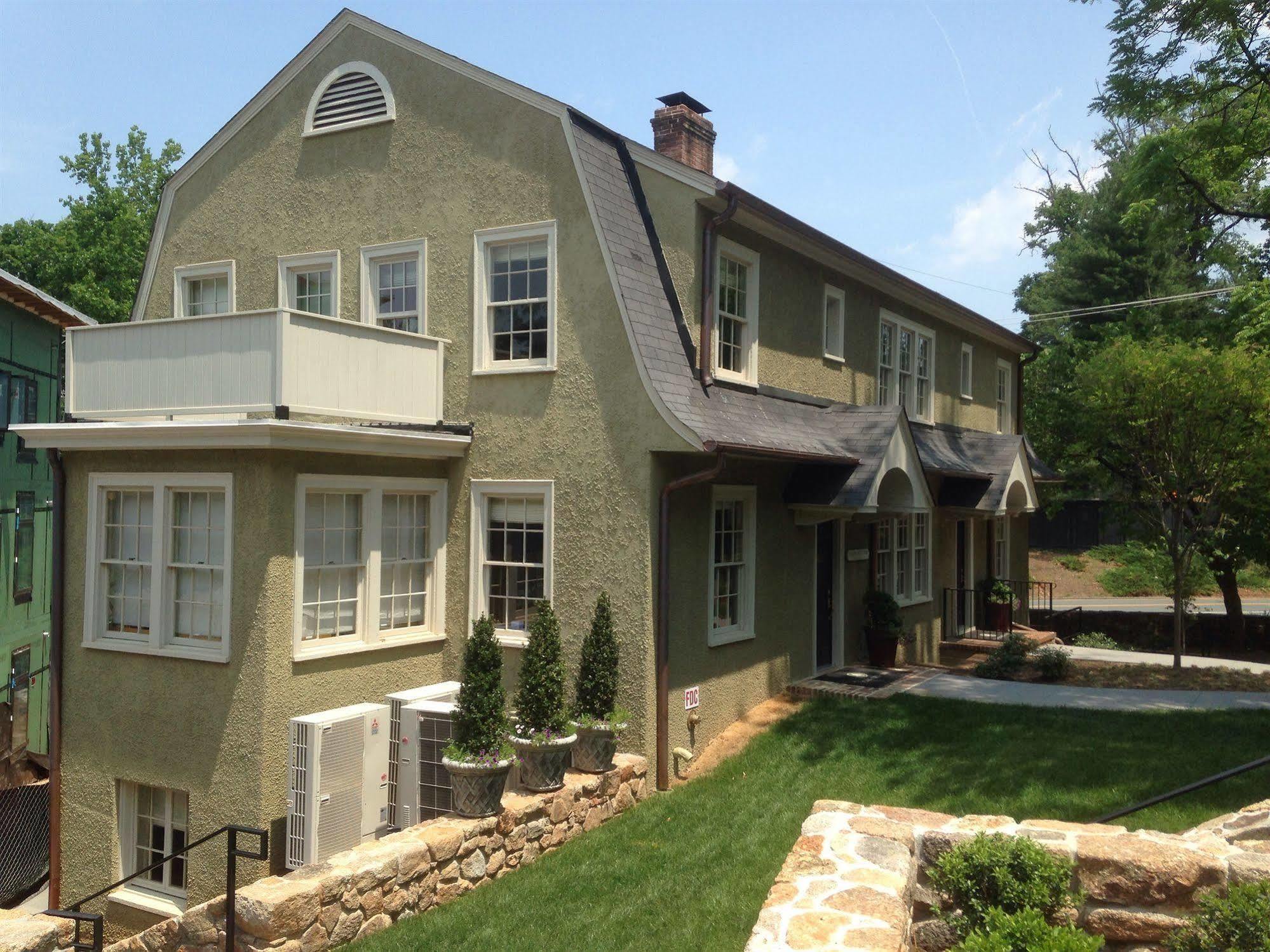 Oakhurst Inn Charlottesville Exterior photo