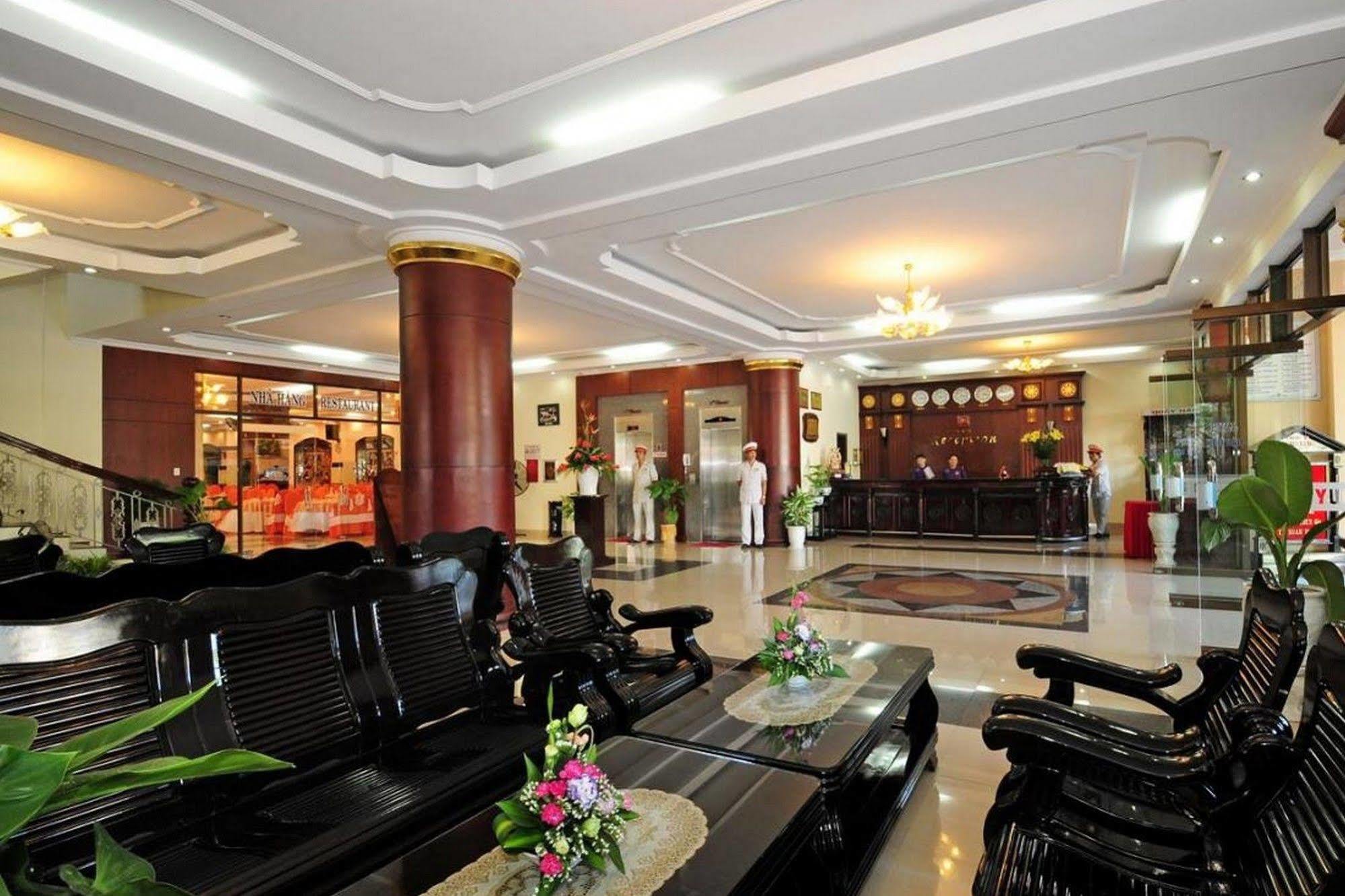 Duy Tan Hotel Hue Exterior photo