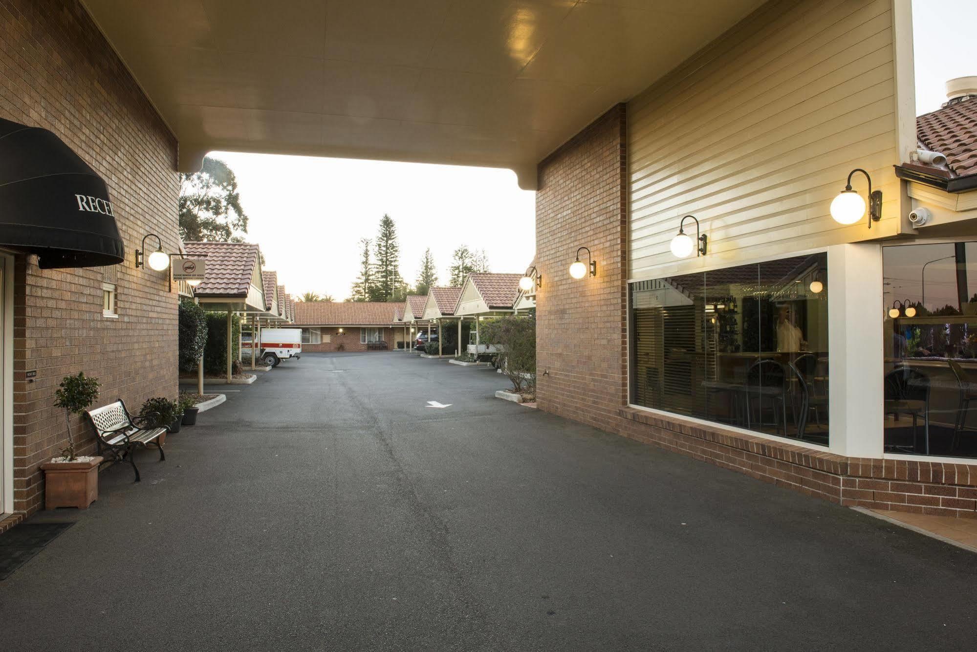 Cotswold Motor Inn Toowoomba Exterior photo