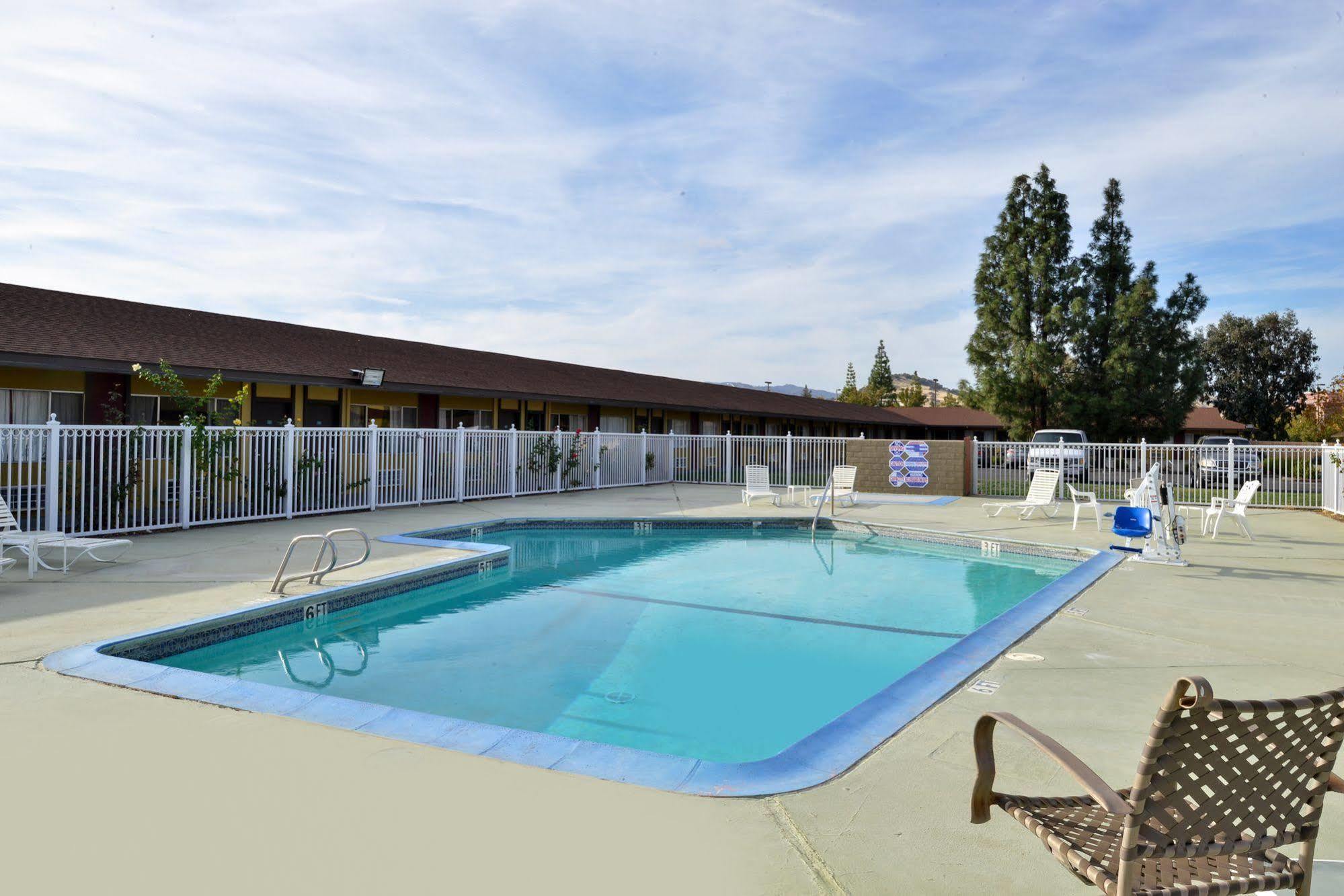 Americas Best Value Inn Vacaville Exterior photo