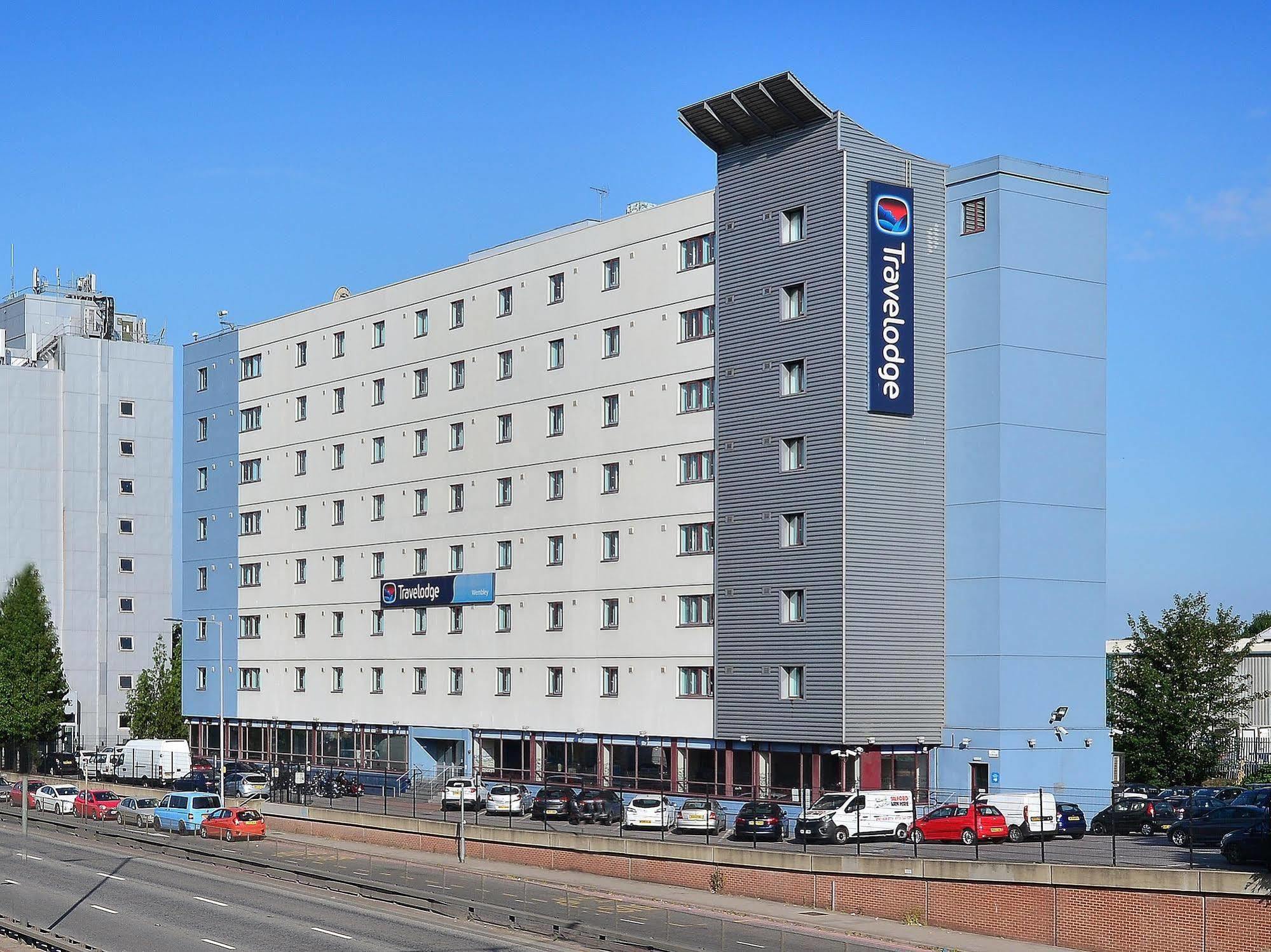 Travelodge London Wembley Exterior photo