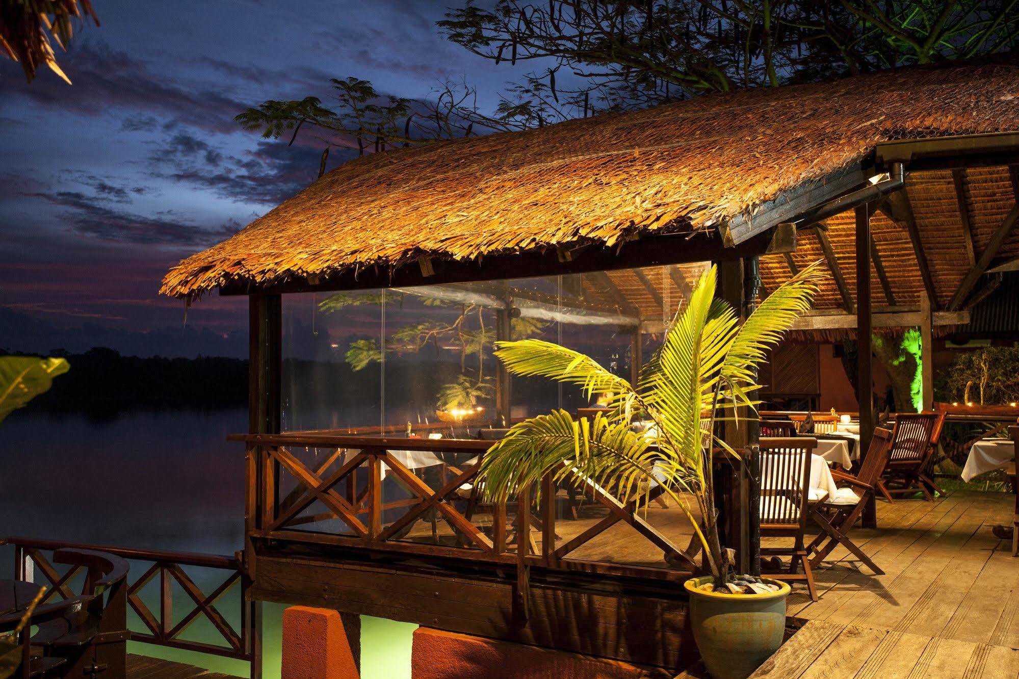 Sunset Bungalows Resort, Vanuatu Port Vila Exterior photo