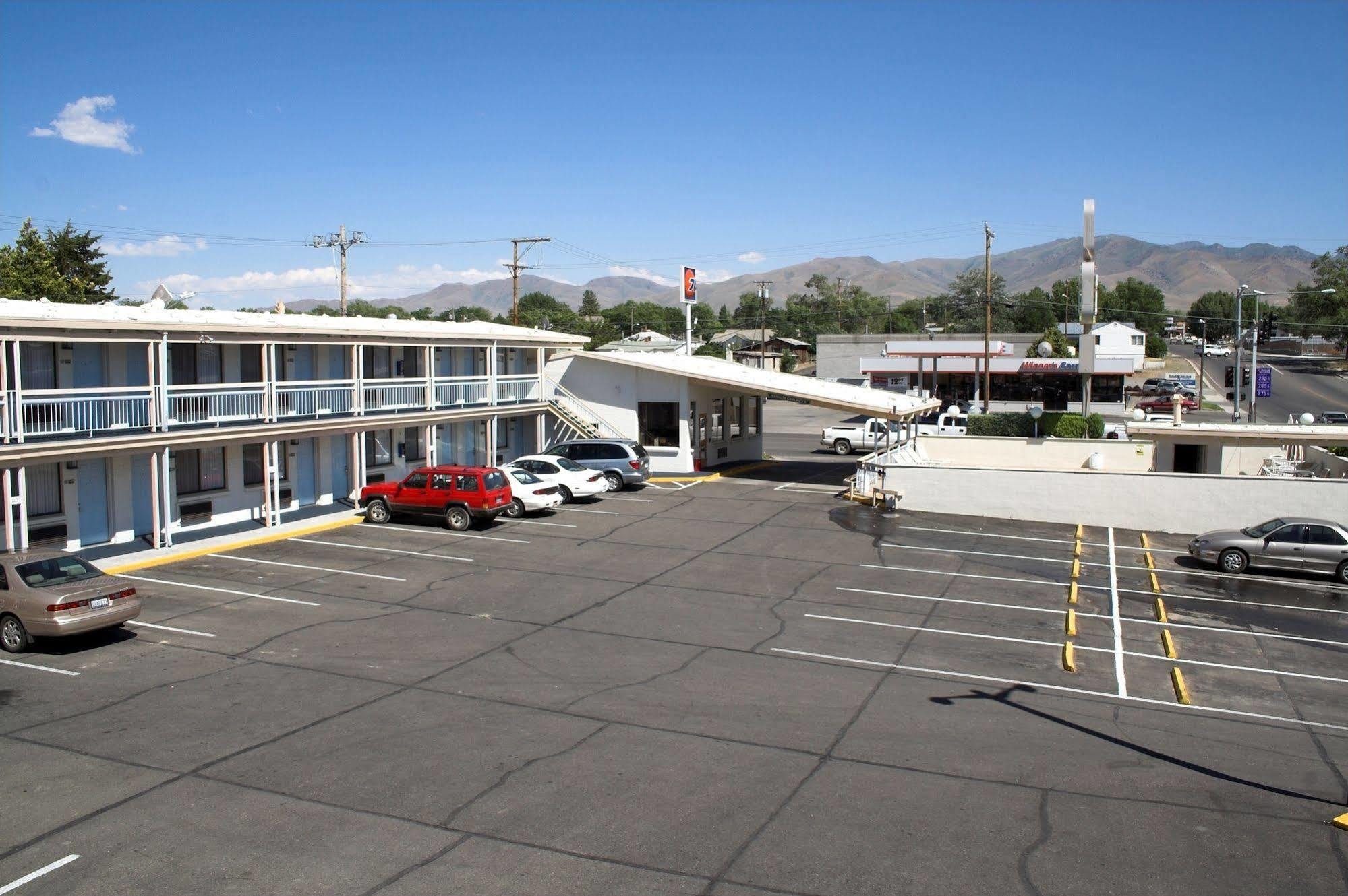 Winnemucca Holiday Motel Exterior photo