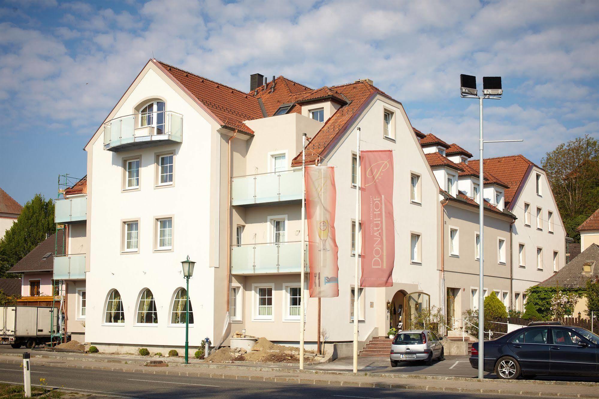 Hotel Donauhof Emmersdorf an der Donau Exterior photo