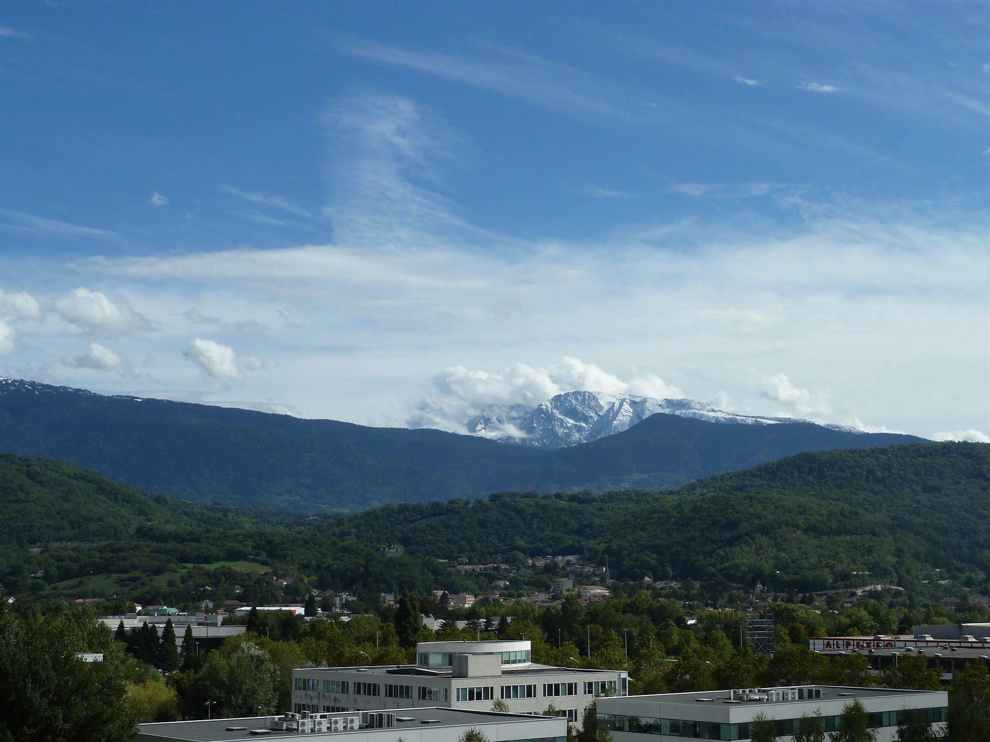 Zenitude Hotel Grenoble Alpexpo Exterior photo