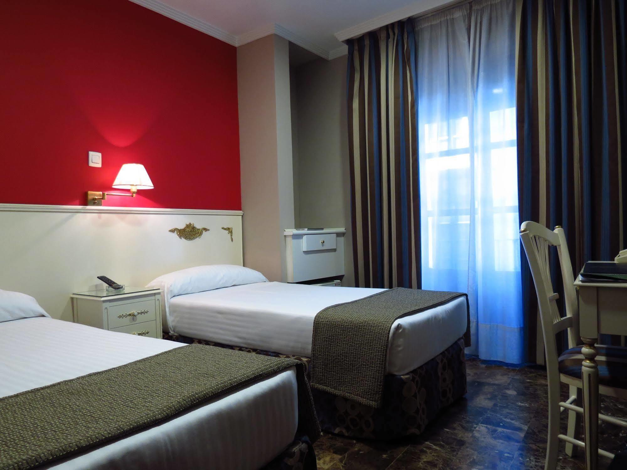 Hotel Boutique Catedral Valladolid Room photo