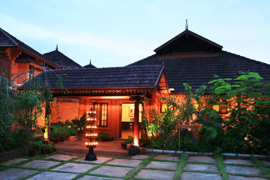 Lakesong Resort Kumarakom Exterior photo