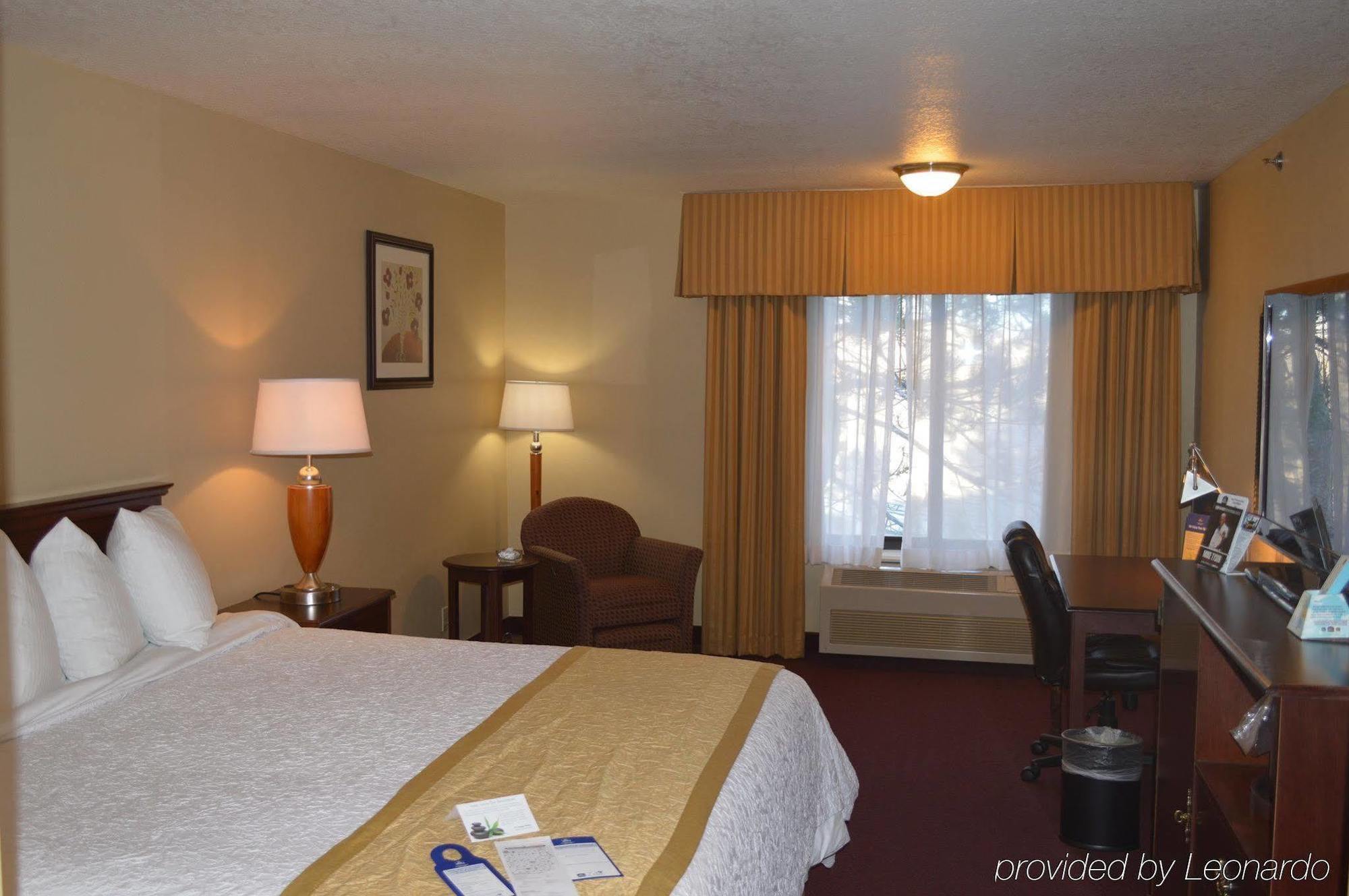 Best Western Plus Cottontree Inn Idaho Falls Exterior photo