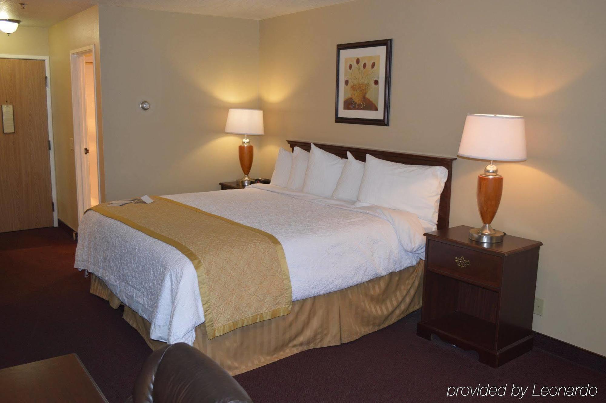 Best Western Plus Cottontree Inn Idaho Falls Exterior photo