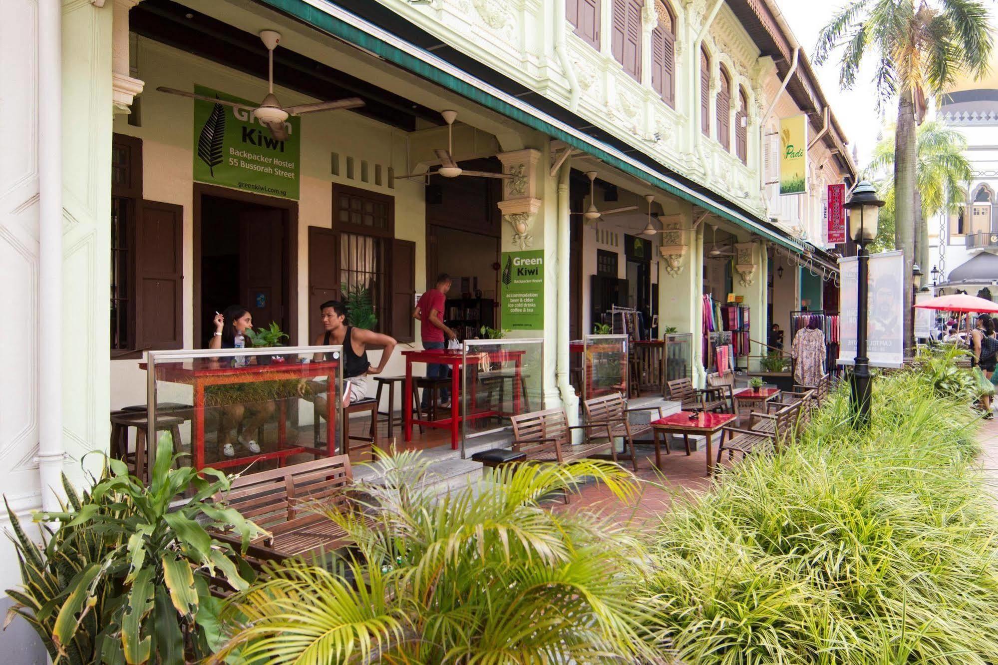 Sleepy Kiwi Backpacker Hostel - Bugis Singapore Exterior photo