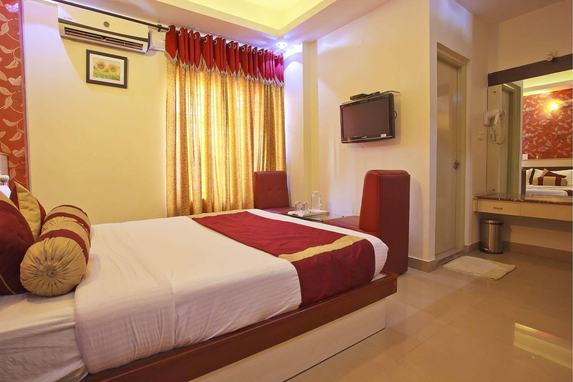 Aishwarya Residency Hotel Mysore Exterior photo