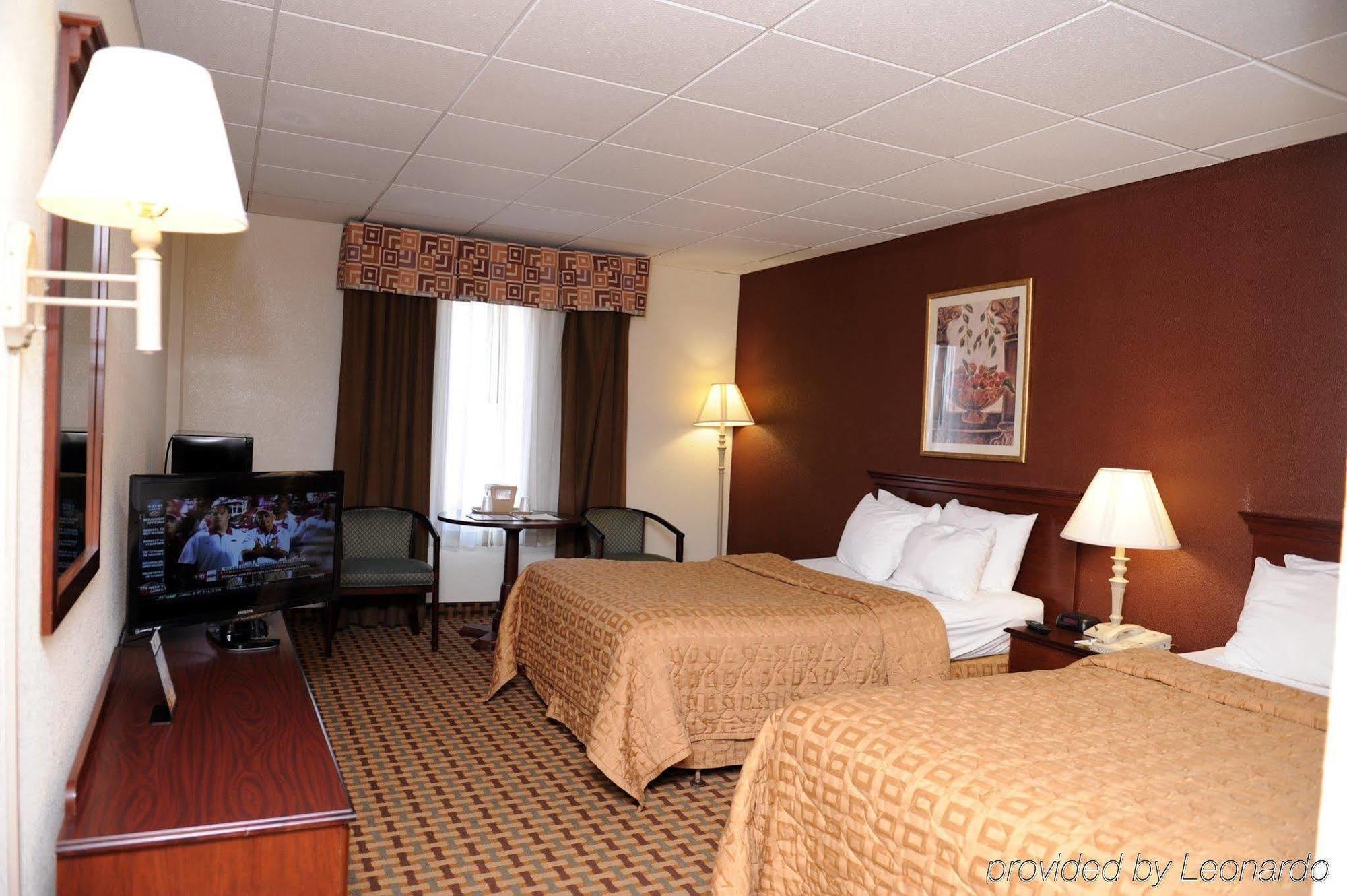 Quality Inn And Suites Conference Center Richmond Room photo