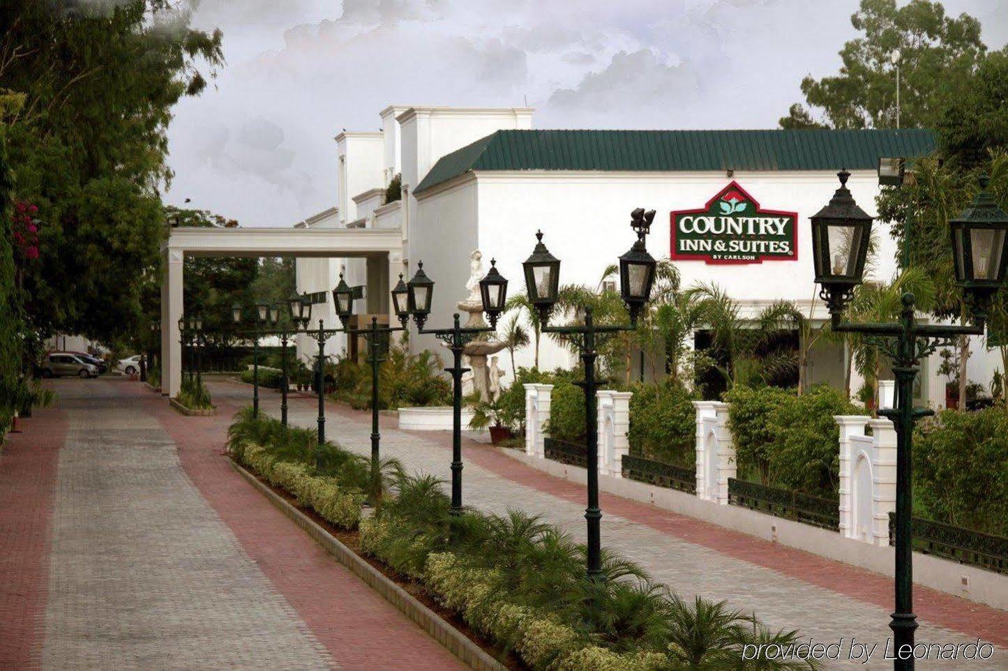 Country Inn & Suites By Radisson, Delhi Satbari New Delhi Exterior photo