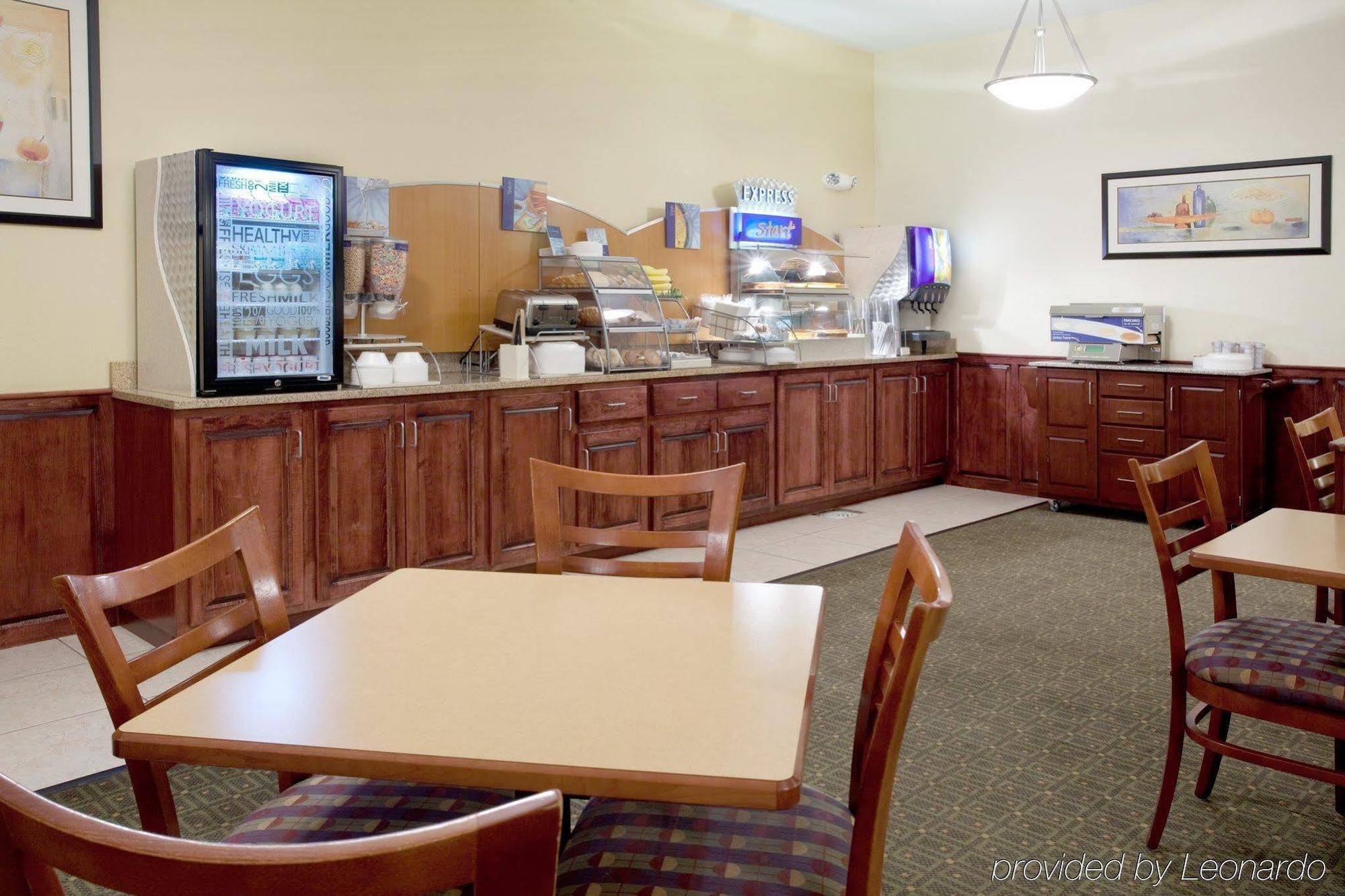 Holiday Inn Express & Suites Alamosa, An Ihg Hotel Restaurant photo
