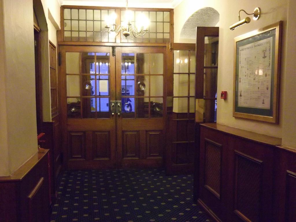 Lord Leycester Hotel Warwick  Interior photo