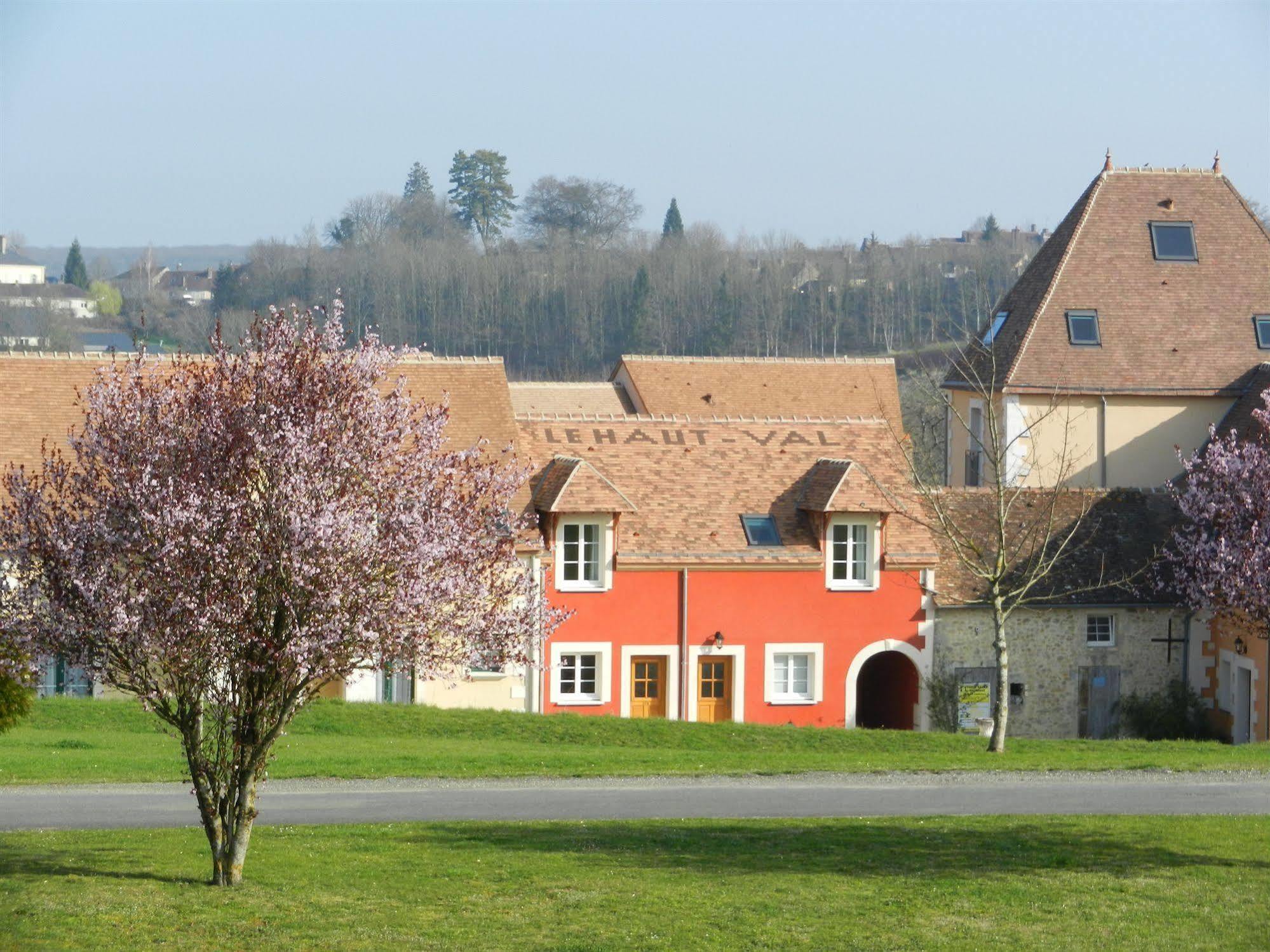 Hotel Residence Normandy Country Club By Popinns Belleme Exterior photo