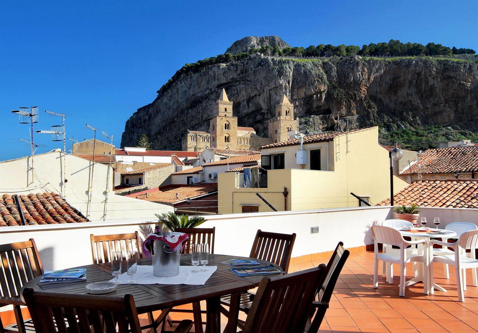 Hotel La Giara Cefalu Exterior photo