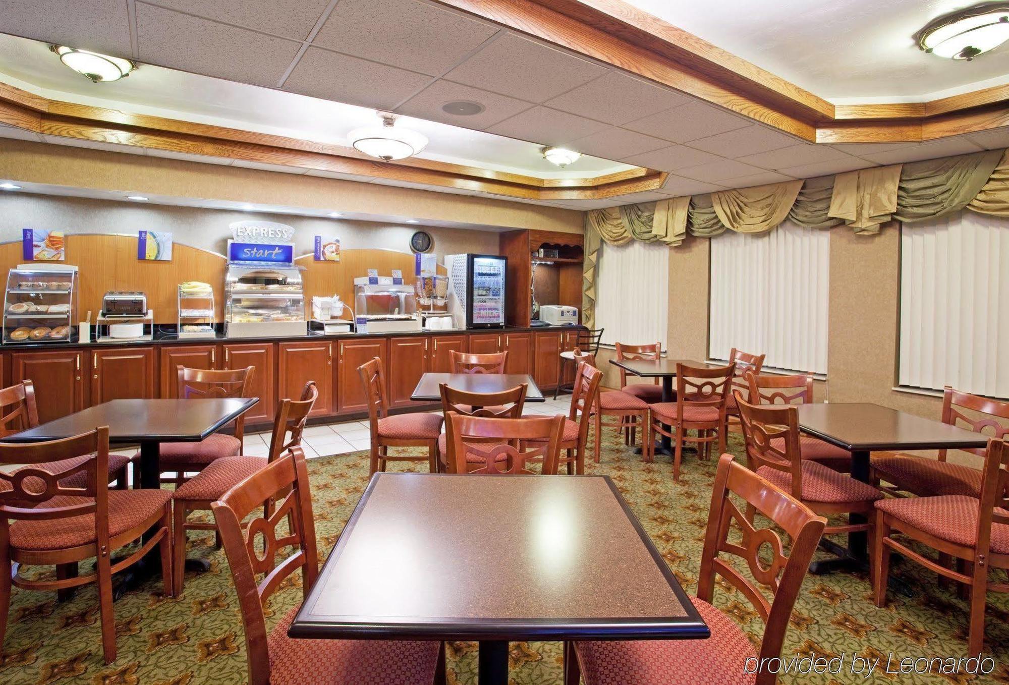 Best Western St. Clairsville Inn & Suites Restaurant photo